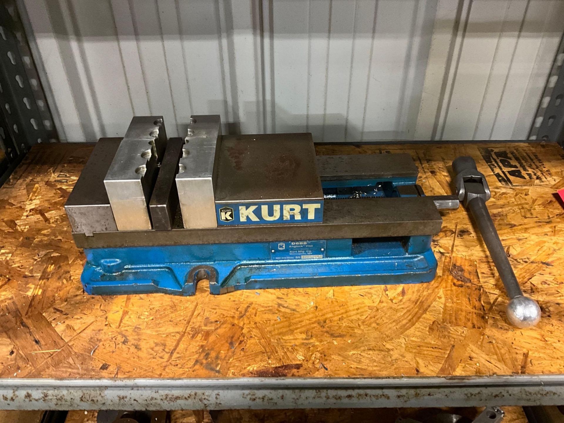 KURT D688 6" MACHINING VICE - Image 4 of 8