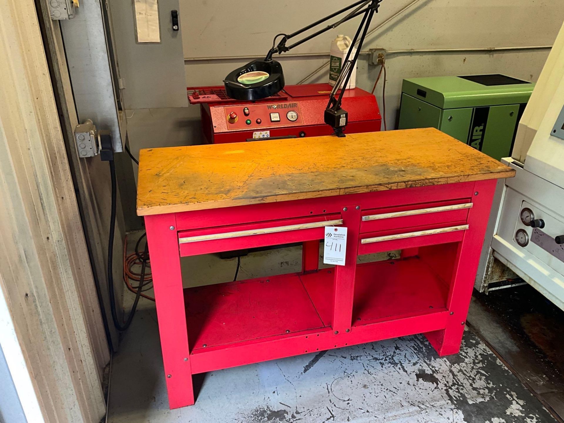 RED WORKBENCH TOOLBOX WORKSTATION