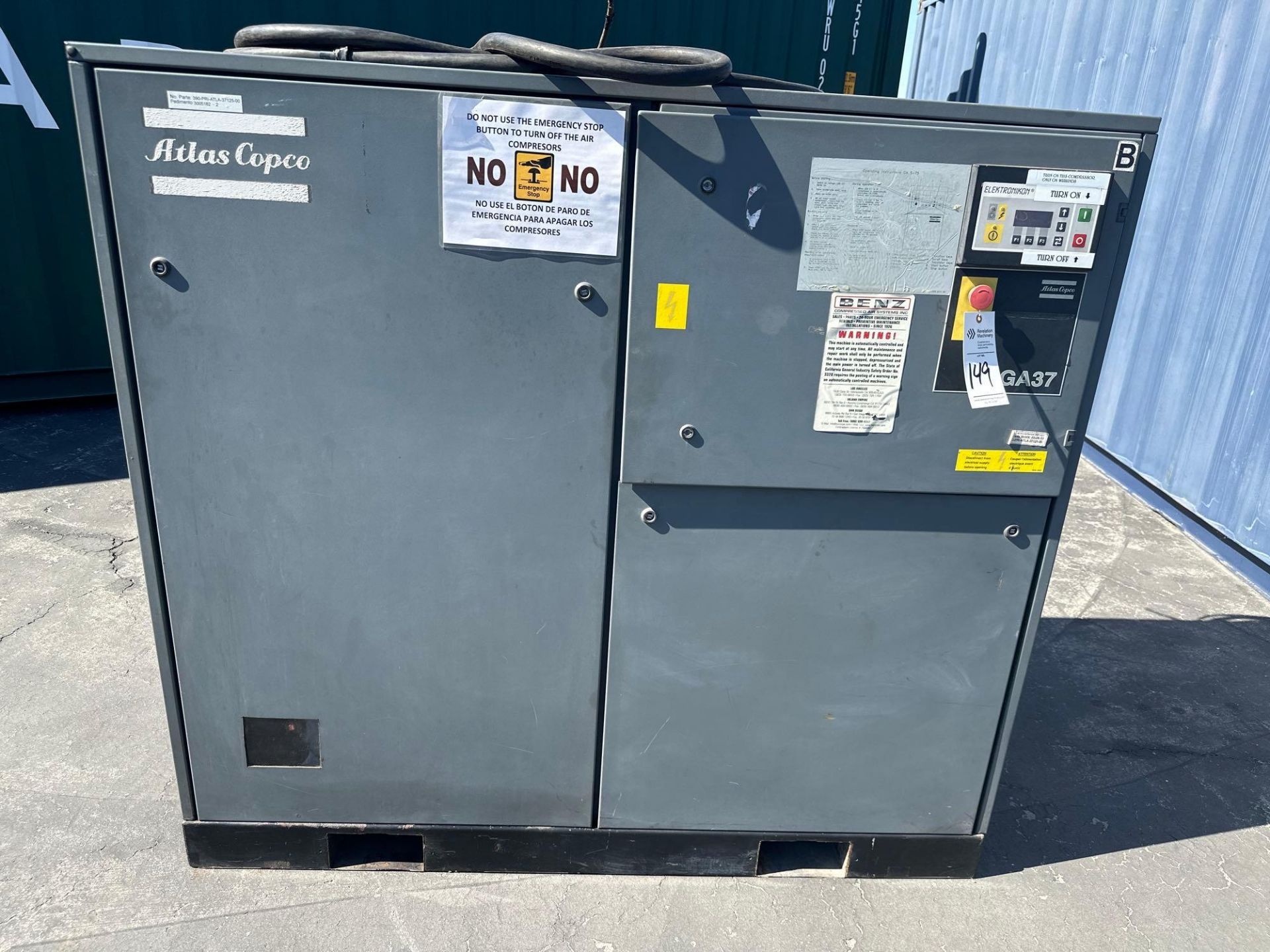 ATLAS COPCO GA37-125 50HP AIR COMPRESSOR (1996)