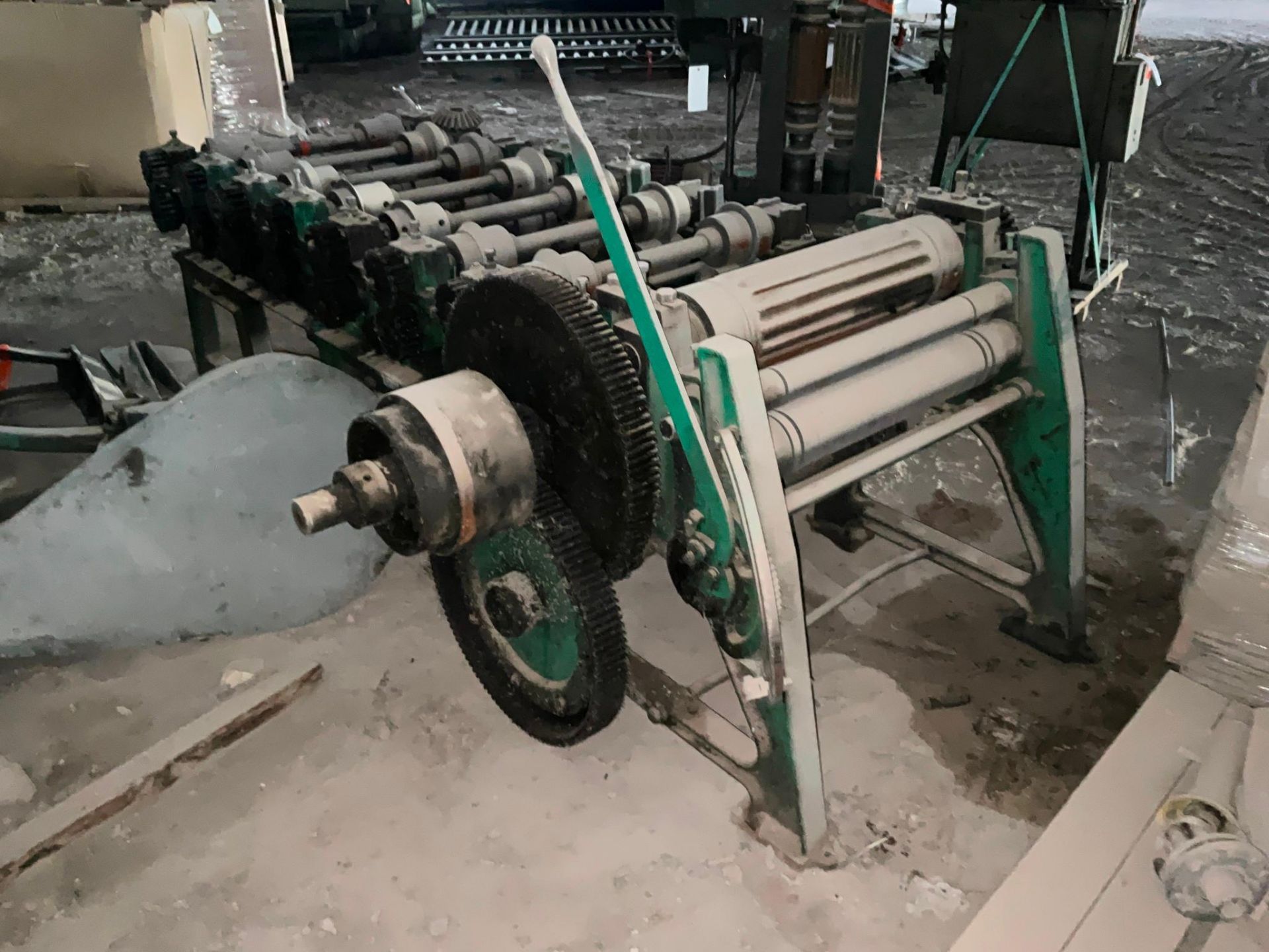 ROLL FORMING MACHINE - Image 6 of 9
