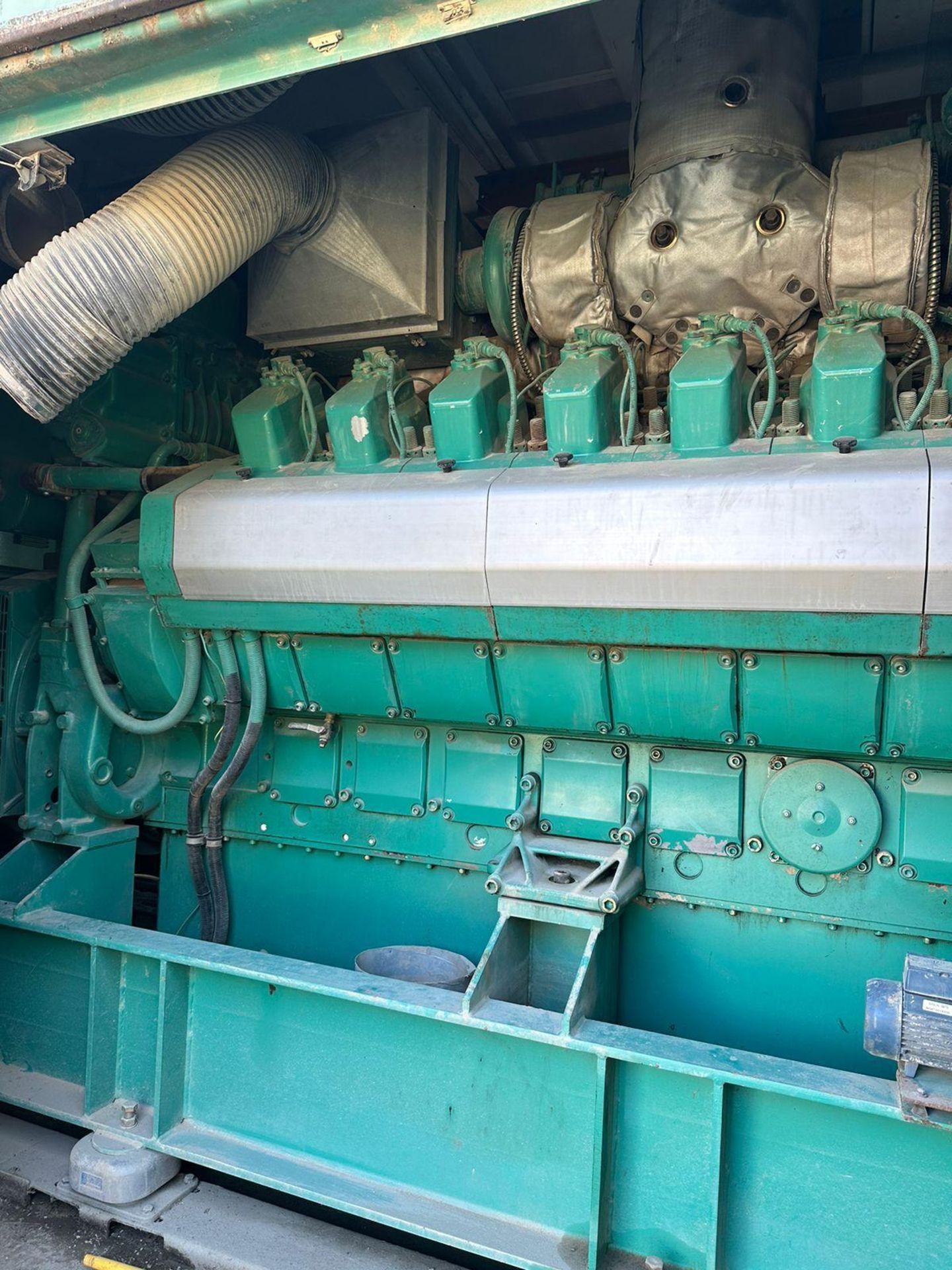 1250KW CUMMINS QSV91-G NATURAL GAS GENERATOR, 2001 – 5514 HRS, CLIMATE CONTROLLED CONTAINER, PIPING - Bild 13 aus 25