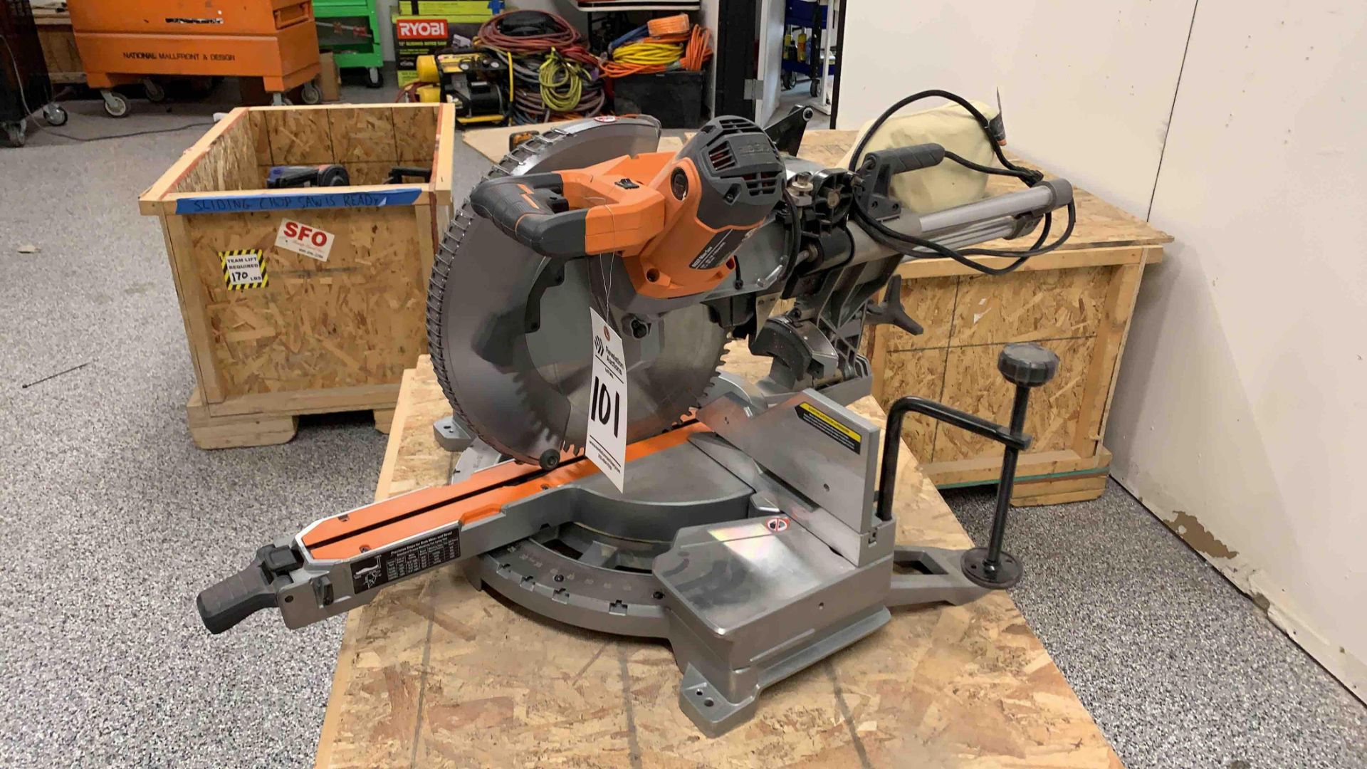 RIDGID COMPOUND SLIDING MITER SAW - Image 3 of 7