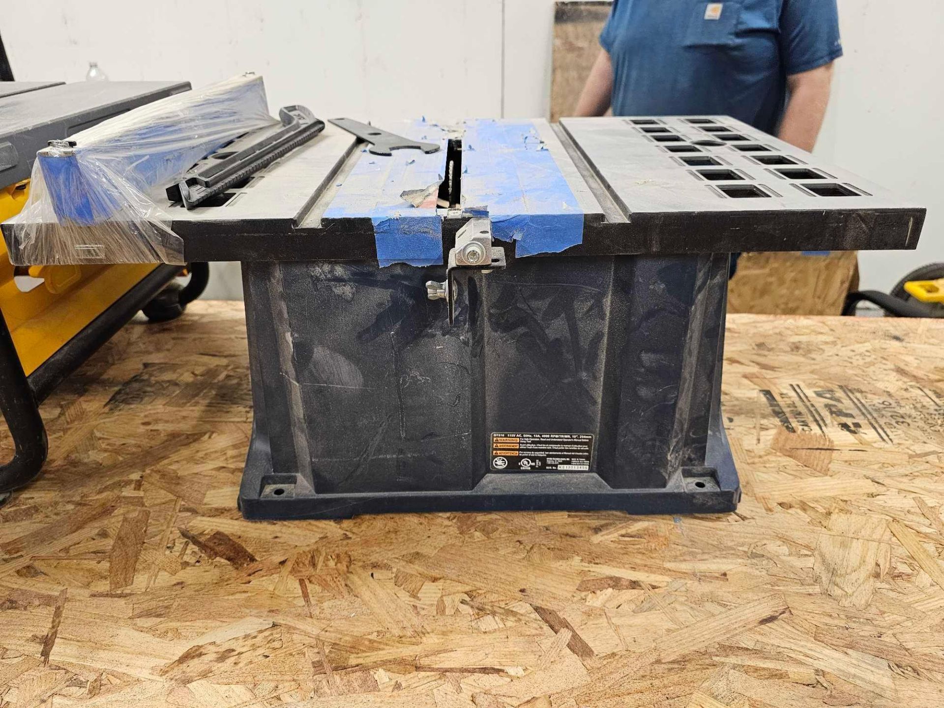 DEWALT TABLE SAW (NO POWER CORD), RYOBI 10" TABLESAW - Image 9 of 10