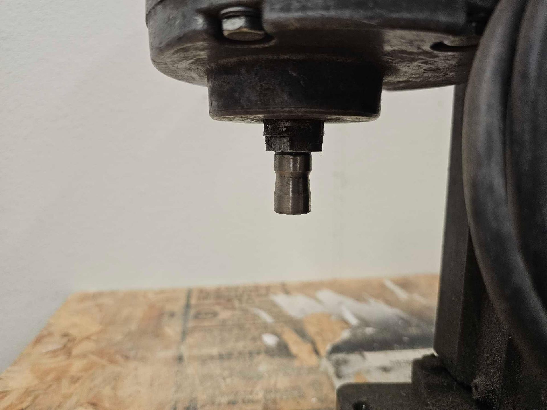 HOUGEN MAG DRILL, MAGNETIC DRILL PRESS - Image 5 of 5