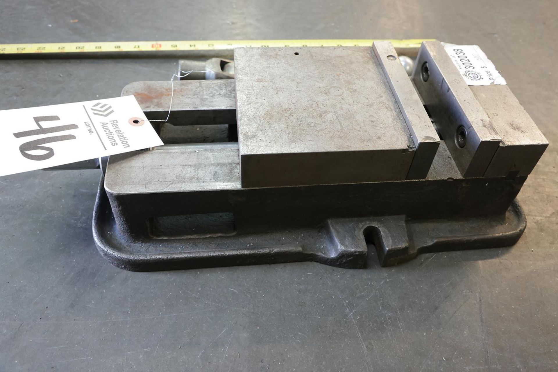 IMPORT 6” MILLING VISE - Image 2 of 6