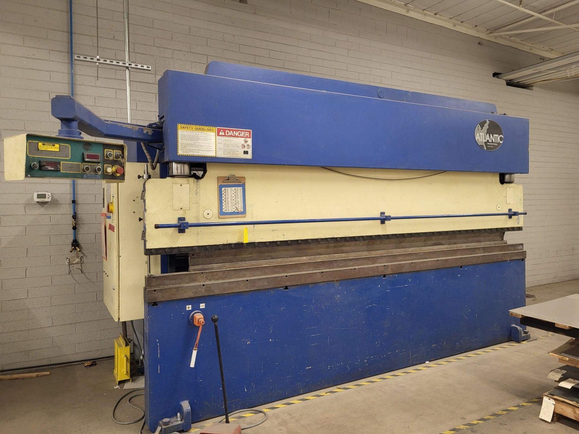 ATLANTIC HDE 150-14 HYDRAULIC PRESS BRAKE, MANUAL - Image 2 of 18