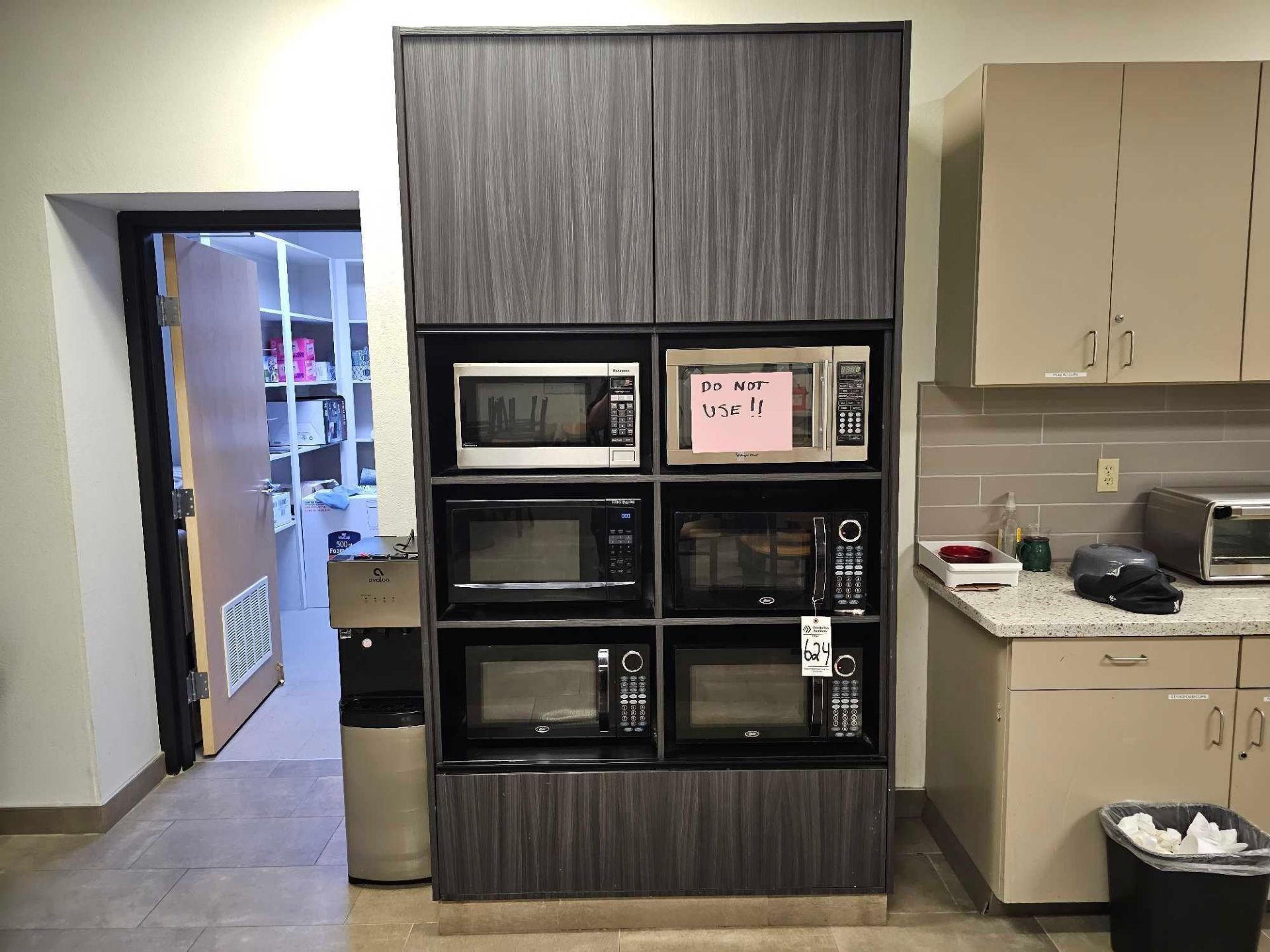 (6) MICROWAVES AND CABINET