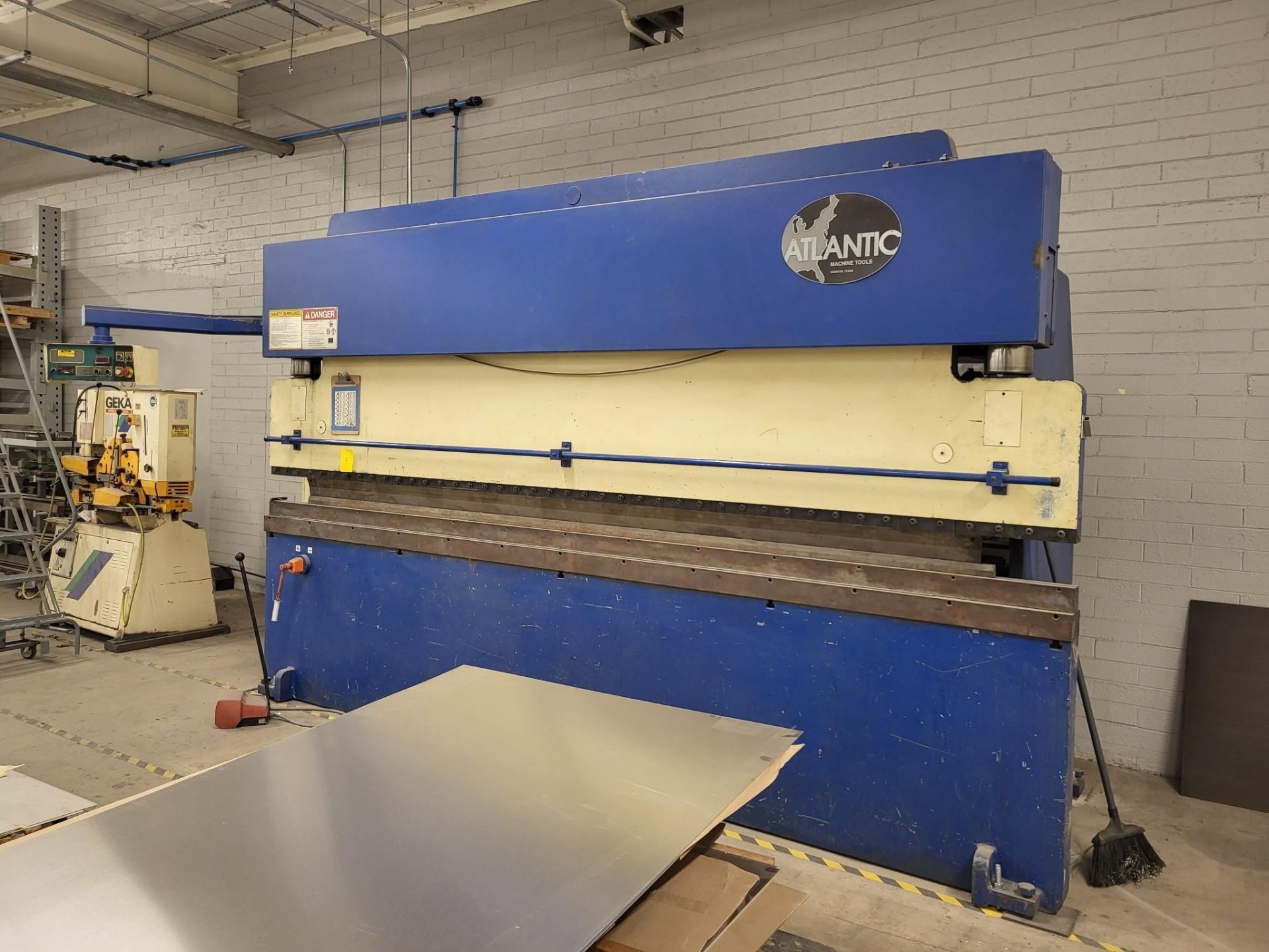 ATLANTIC HDE 150-14 HYDRAULIC PRESS BRAKE, MANUAL - Image 3 of 18