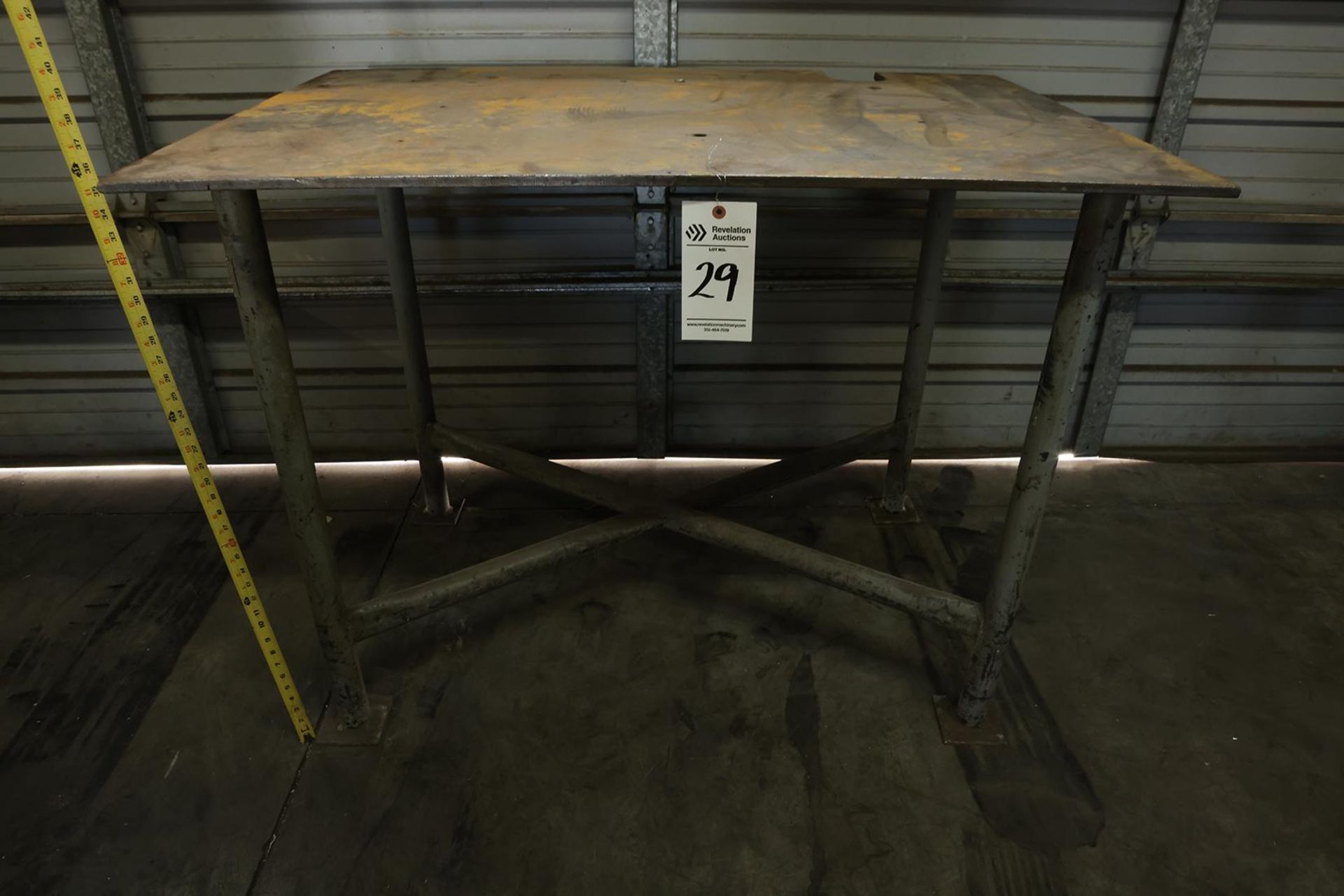 STEEL WORK BENCH