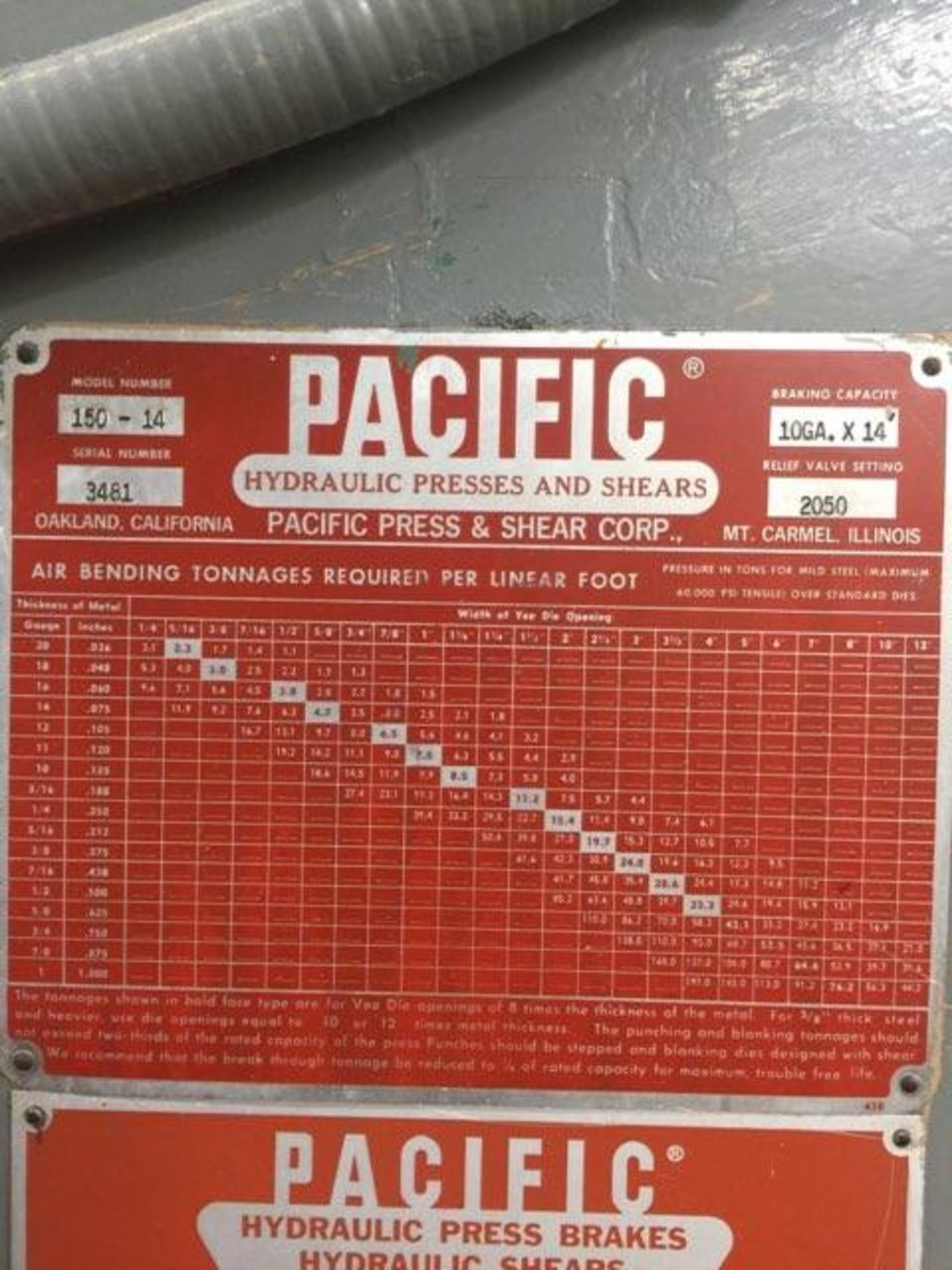 Pacific Hydraulic Press Brake, Model 400-26, 1/2" X 10' - Image 4 of 4