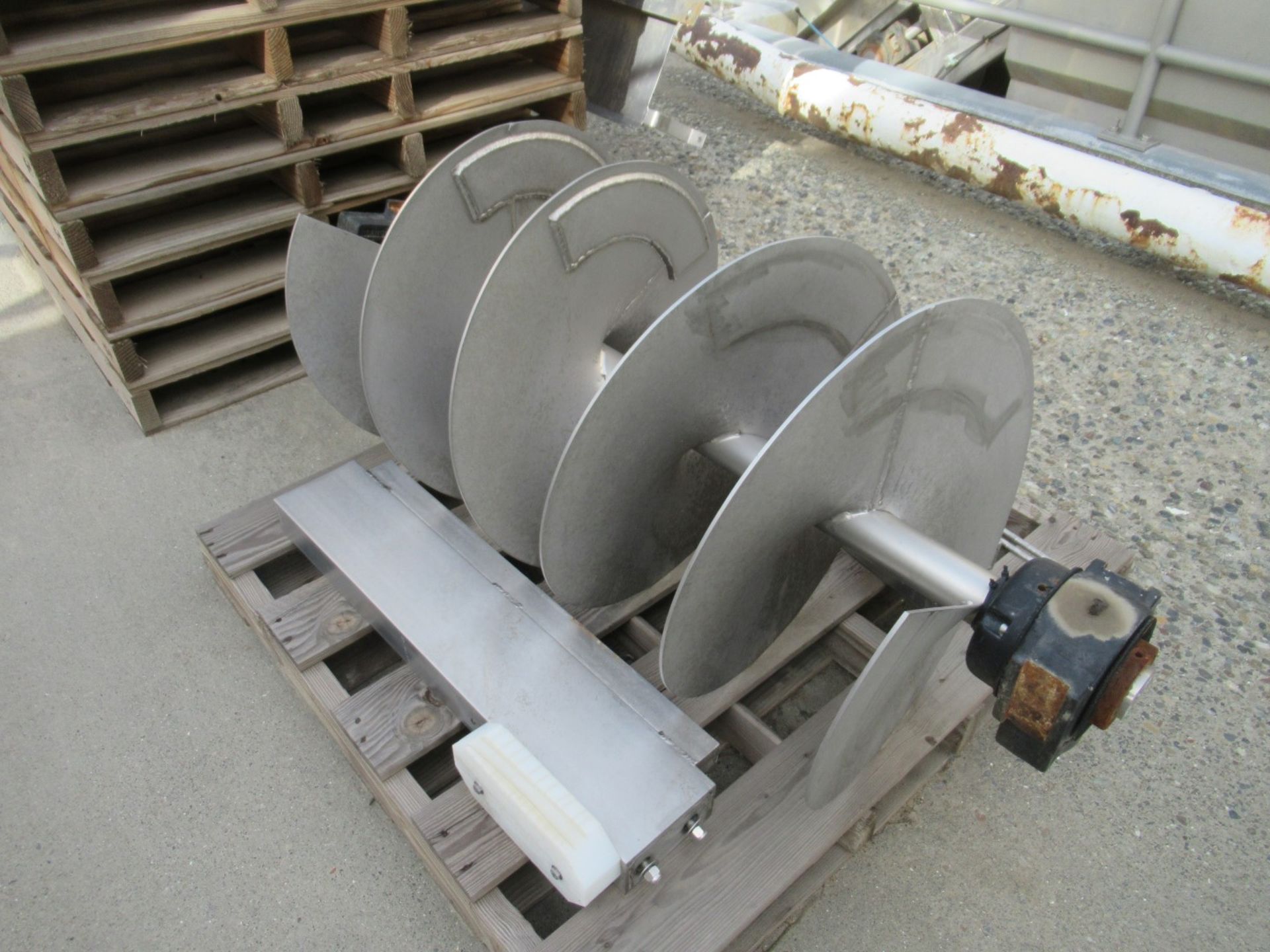 Elevating Dewatering Conveyor - Image 3 of 3