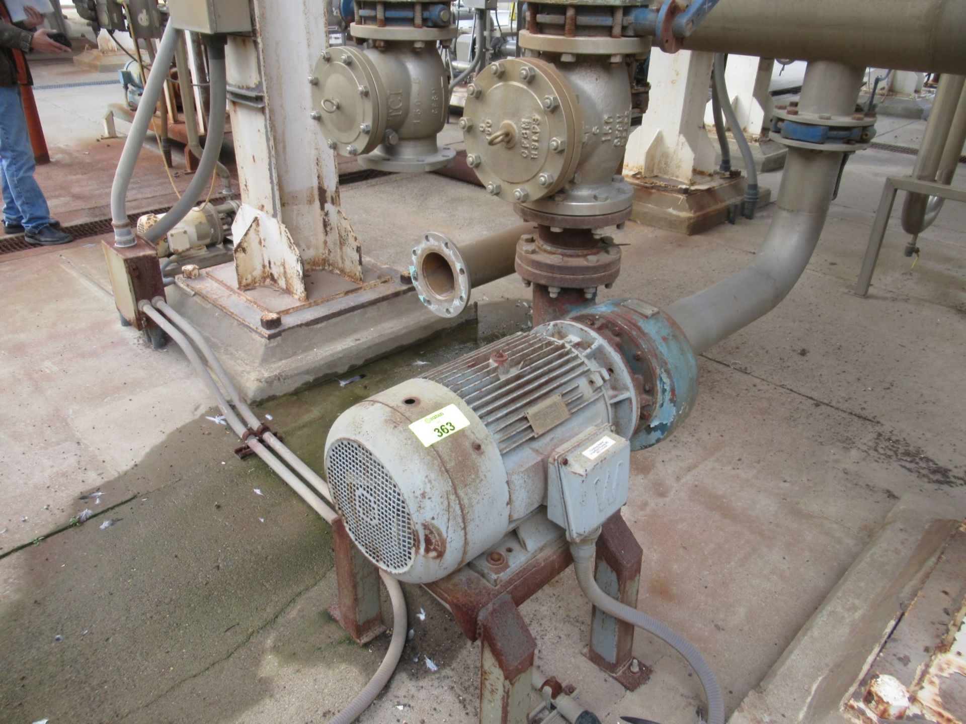 Cooling Overflow Pumps - Image 2 of 2