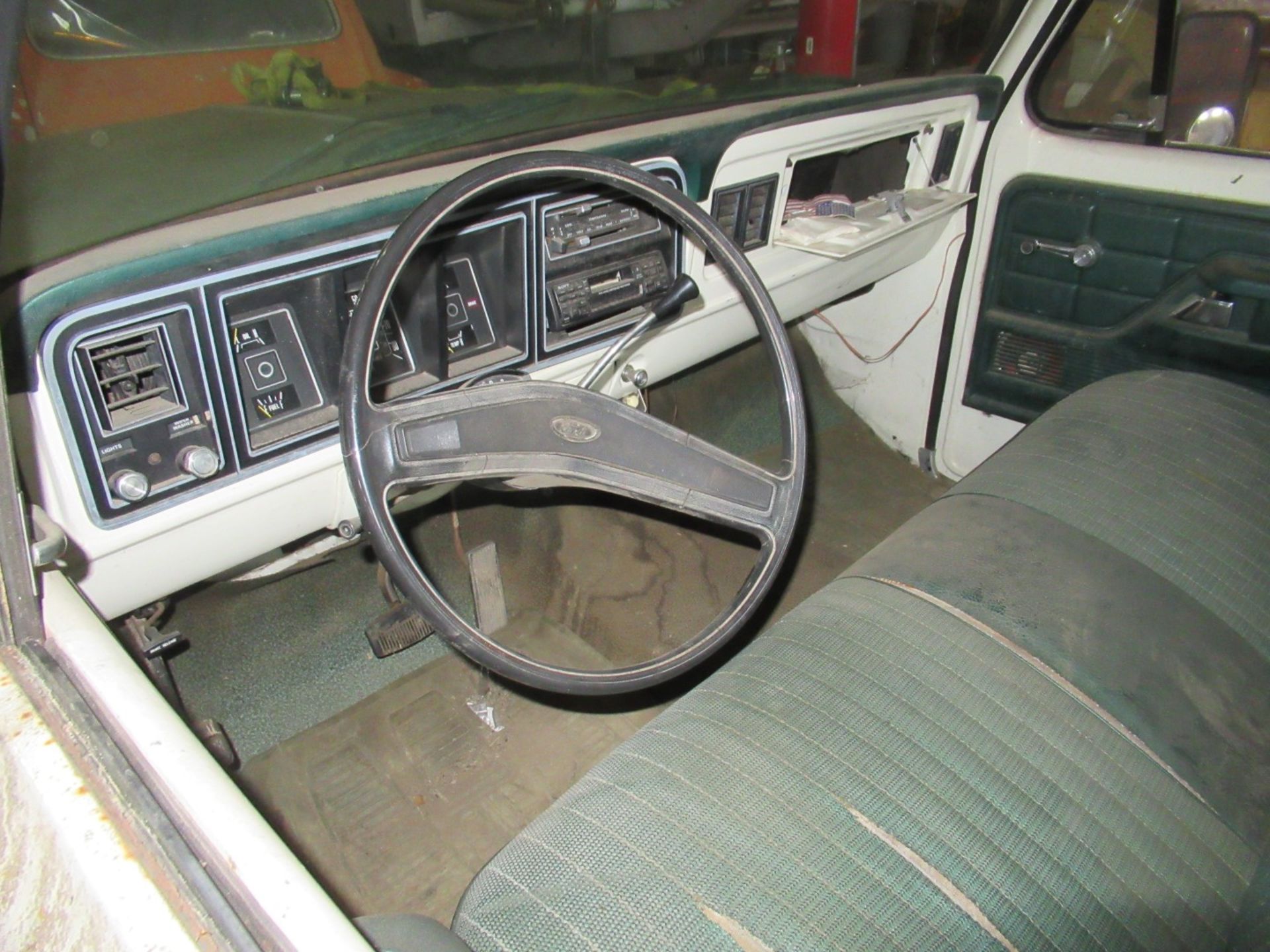 77 Ford F250 Pickup - Image 2 of 5