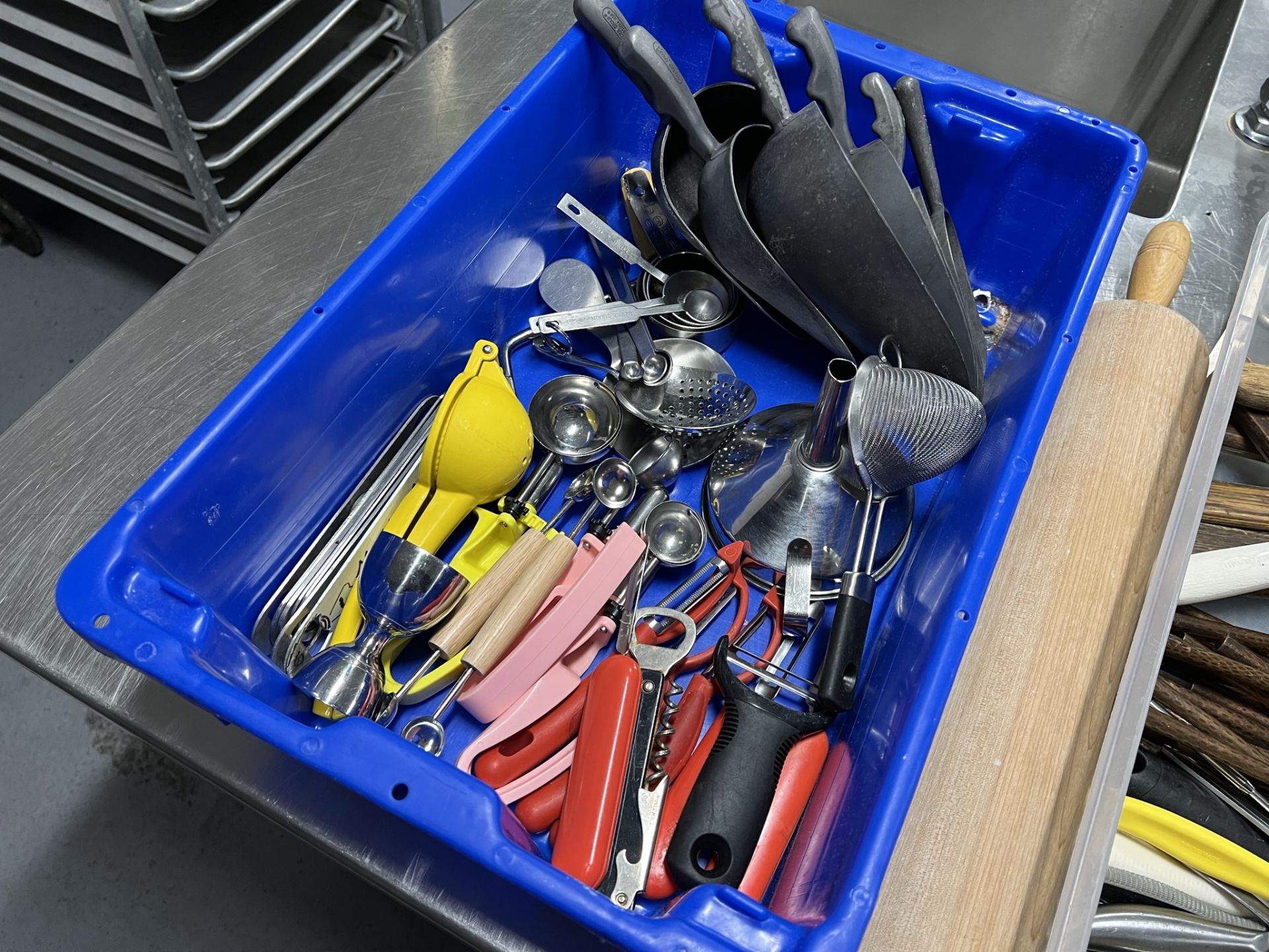 Kitchen Utensils - Image 4 of 4