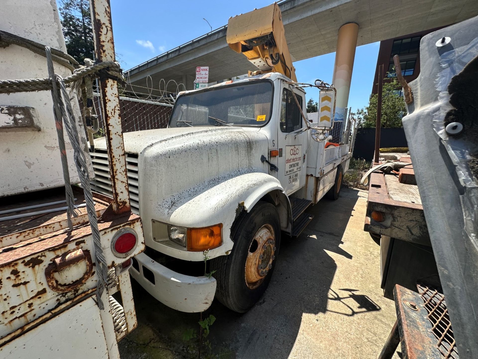 Bucket Truck