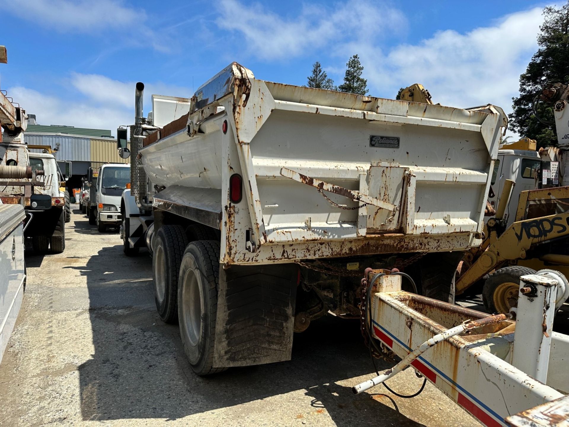 Dump Truck - Image 7 of 8