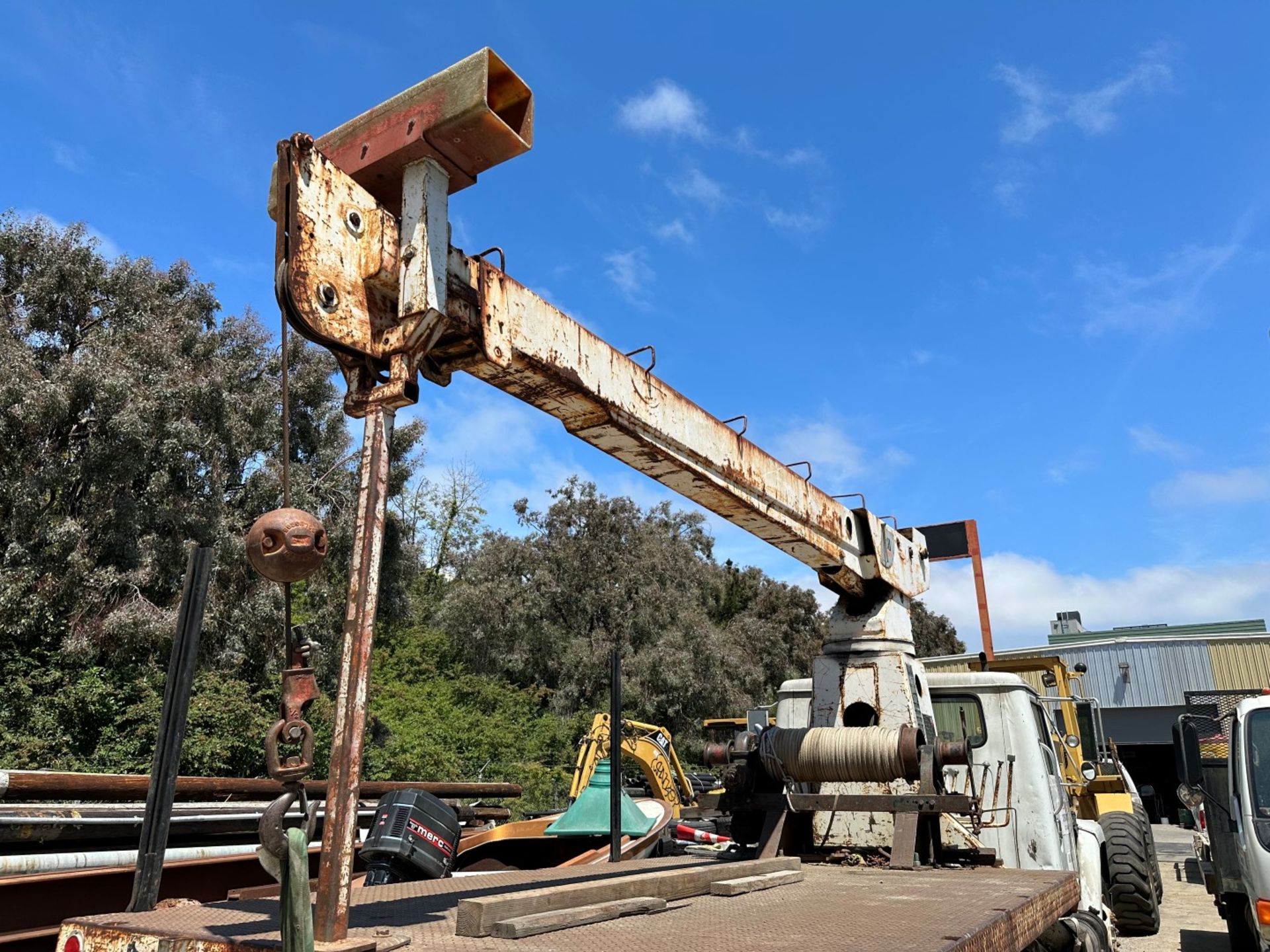 Flatbed Boom Truck - Image 7 of 7