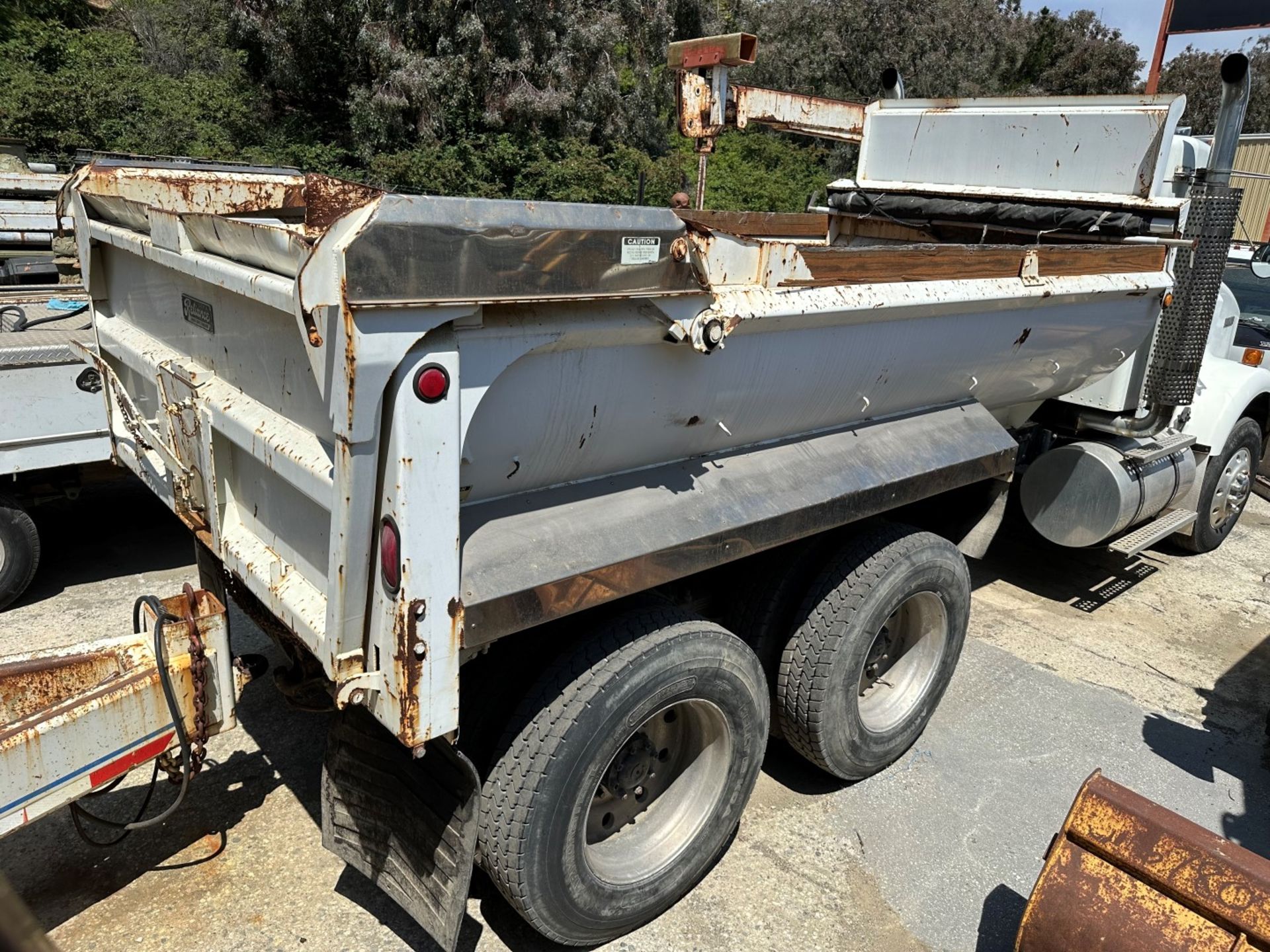 Dump Truck - Image 8 of 8