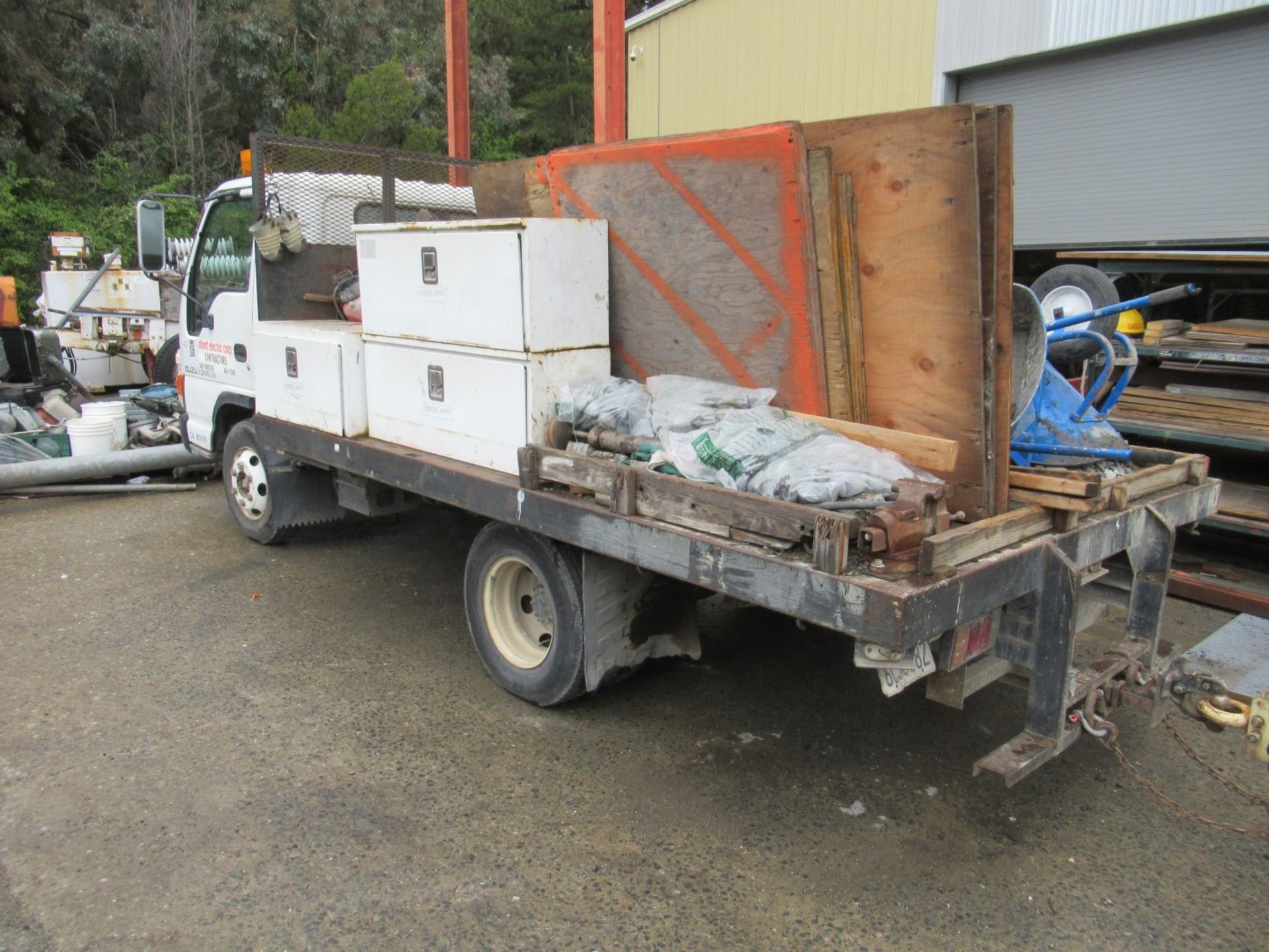 Flatbed Truck - Image 3 of 8