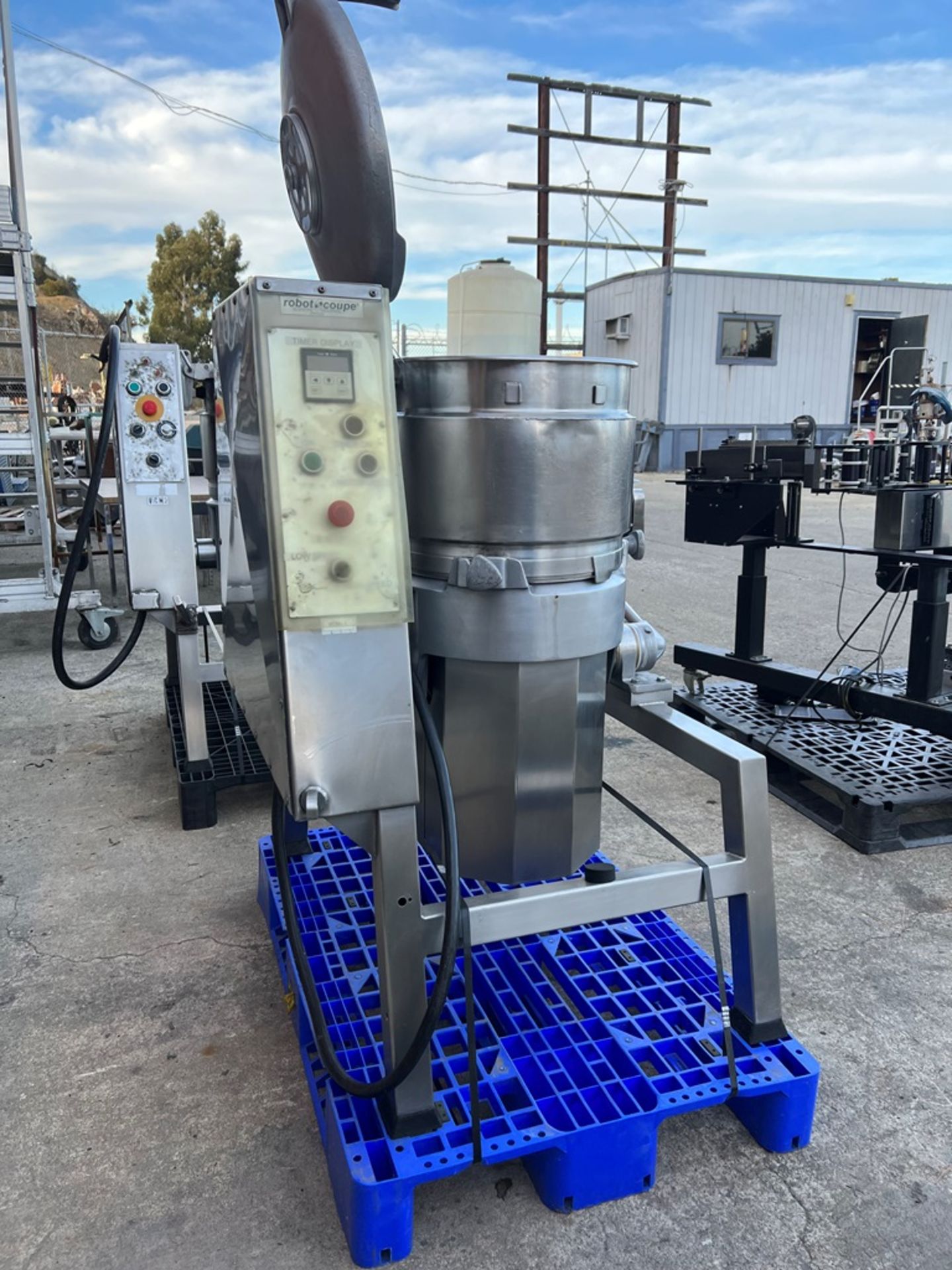 Vertical Cutter Mixer