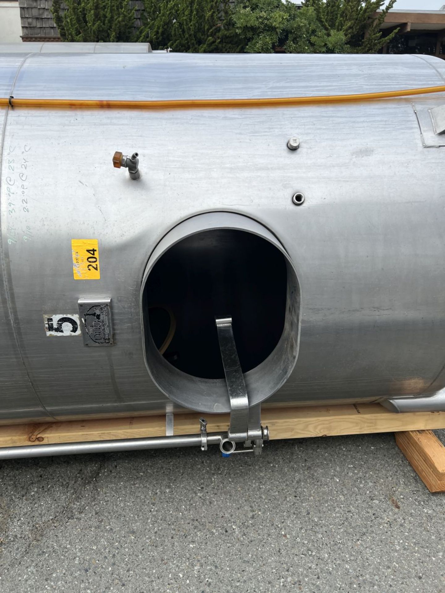 Brite Tank - Image 5 of 9