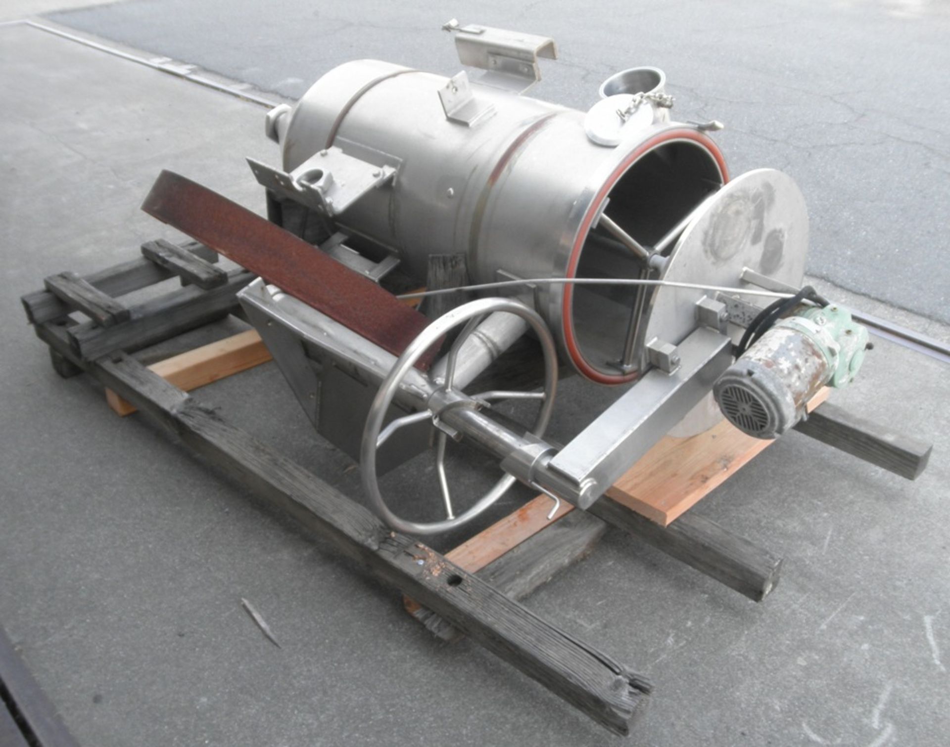 Stainless Tank with Agitator - Image 4 of 6