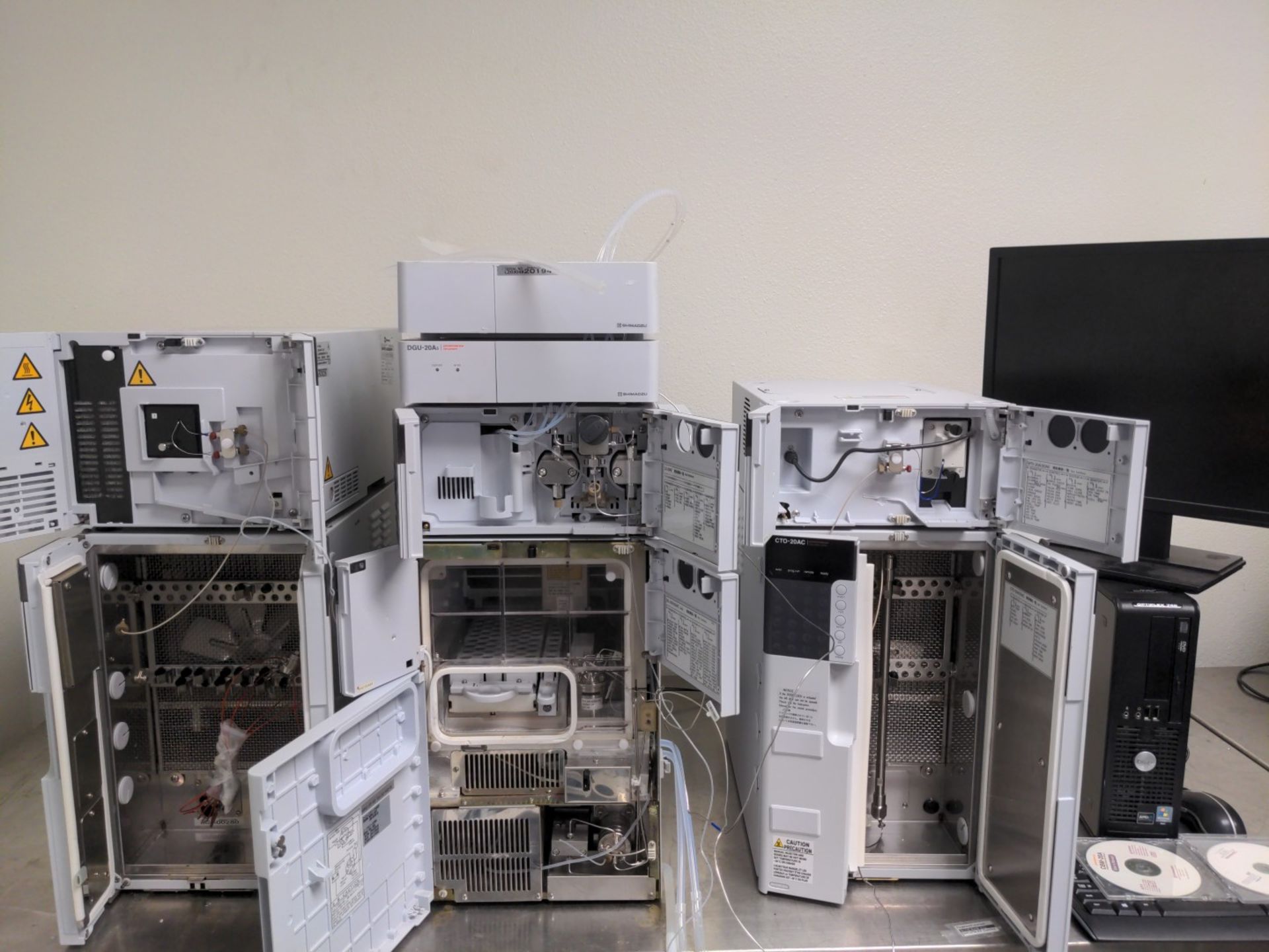 HPLC System - Image 2 of 14