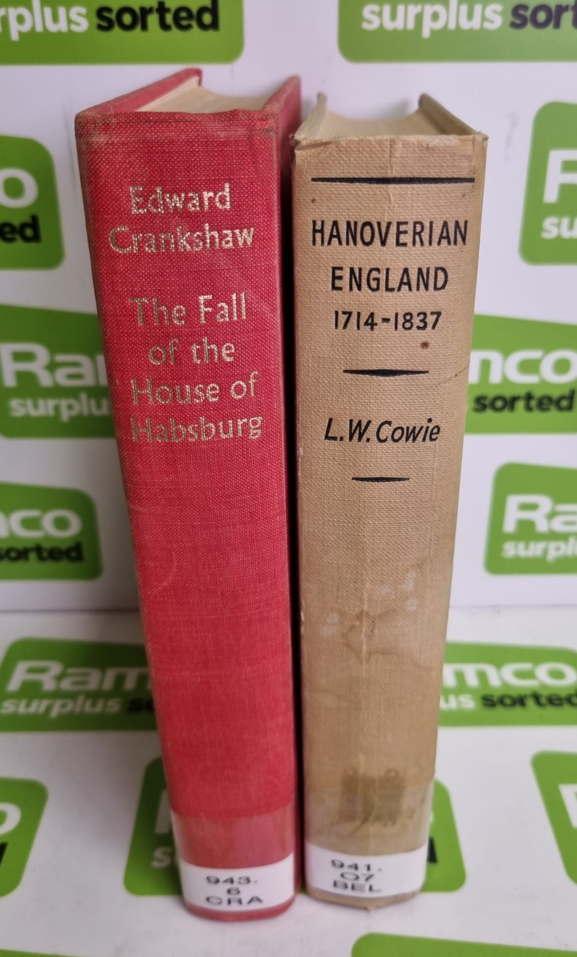 Hanoverian England 1714-1837 : L.W.Cowie - London 1967, The Fall of the House of Habsburg : Edward - Bild 2 aus 8