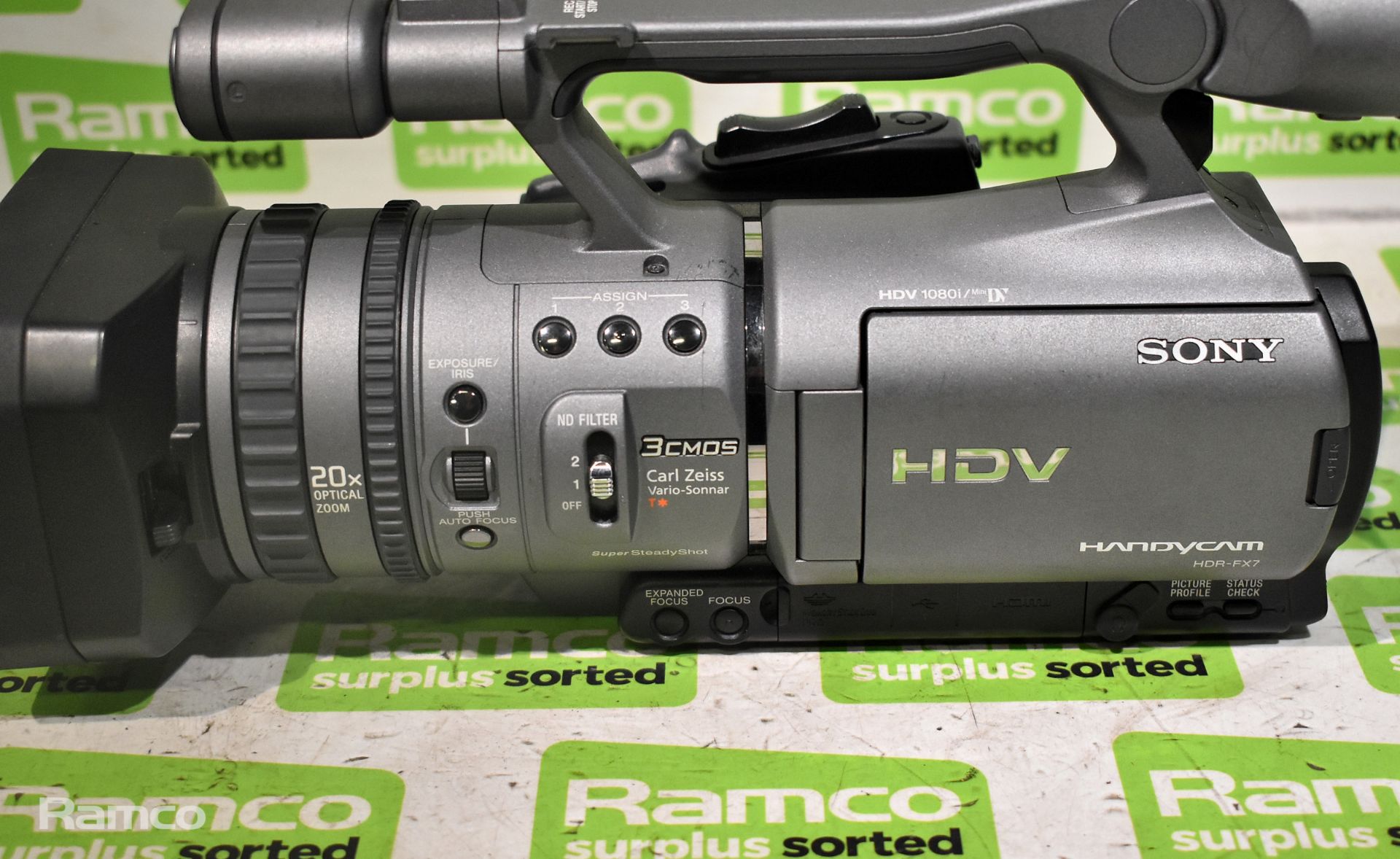 Sony HDR-FX7E handycam video camera - in flight case - Image 3 of 11
