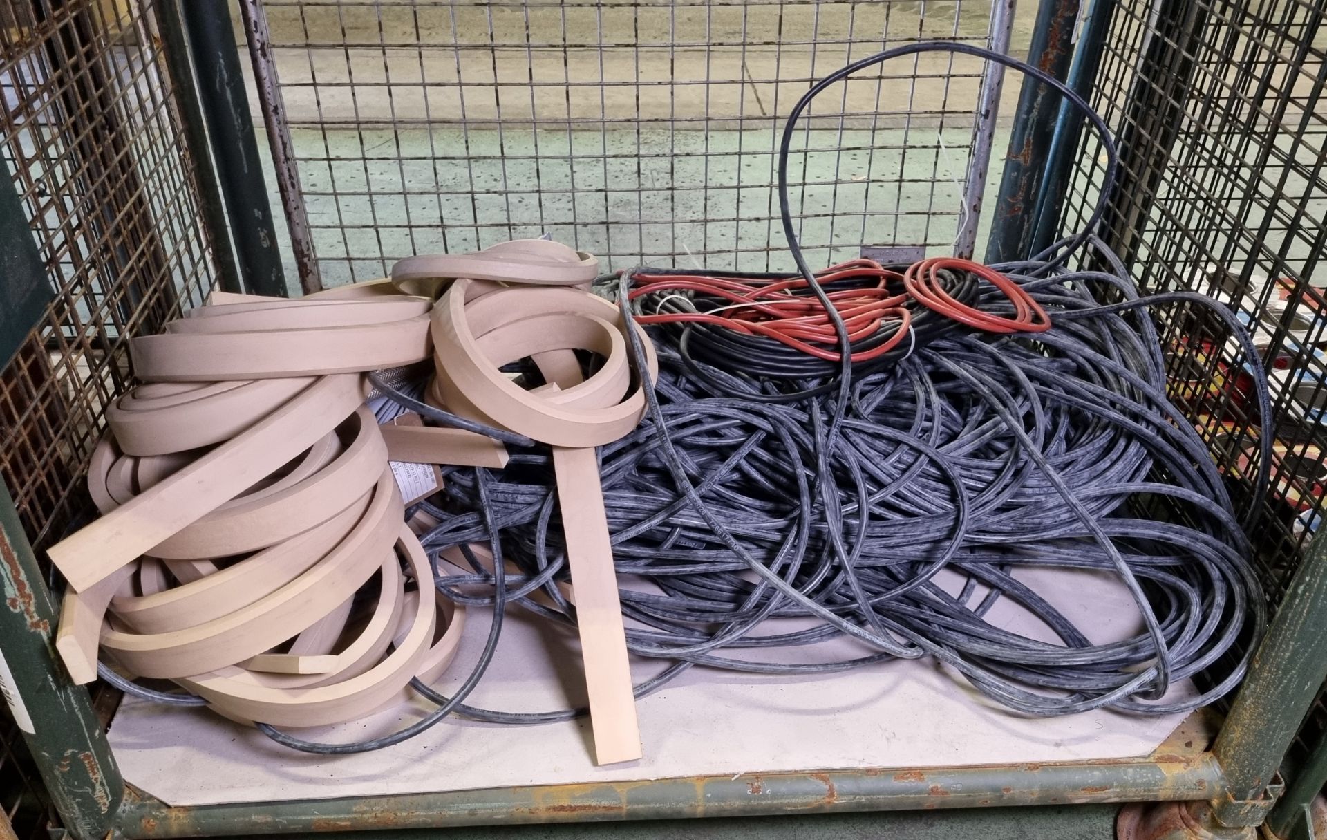 Electrical spares to include lengths of square rubber seal and black conduit cable - Image 2 of 4