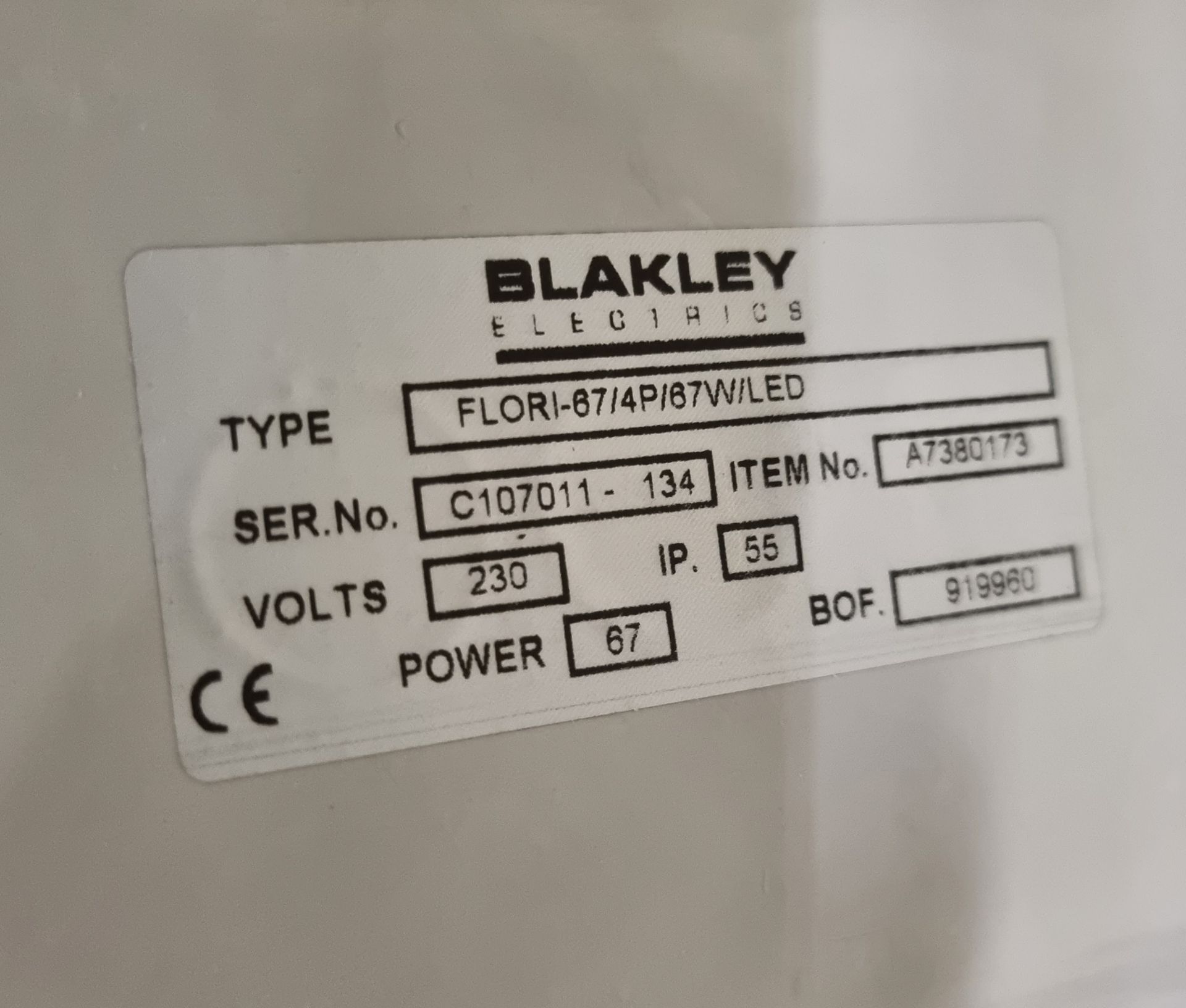 8x Blakley Light assemblies - 2x green cable FLORI-67/4P/67w/LED/EMER/4C, 6x Black cable FLORI-67/4P - Image 4 of 4