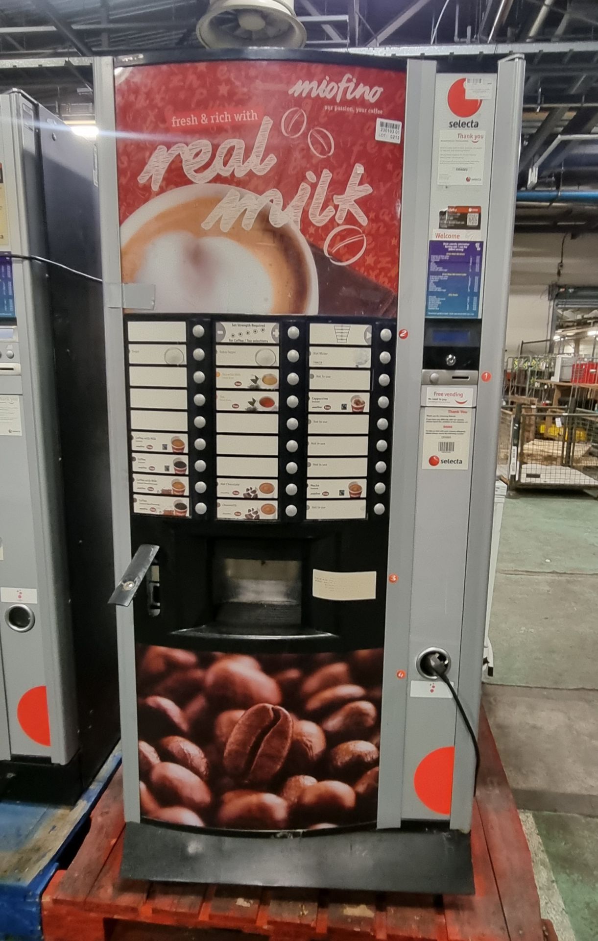 Miofino Selecta hot drinks vending machine - no key