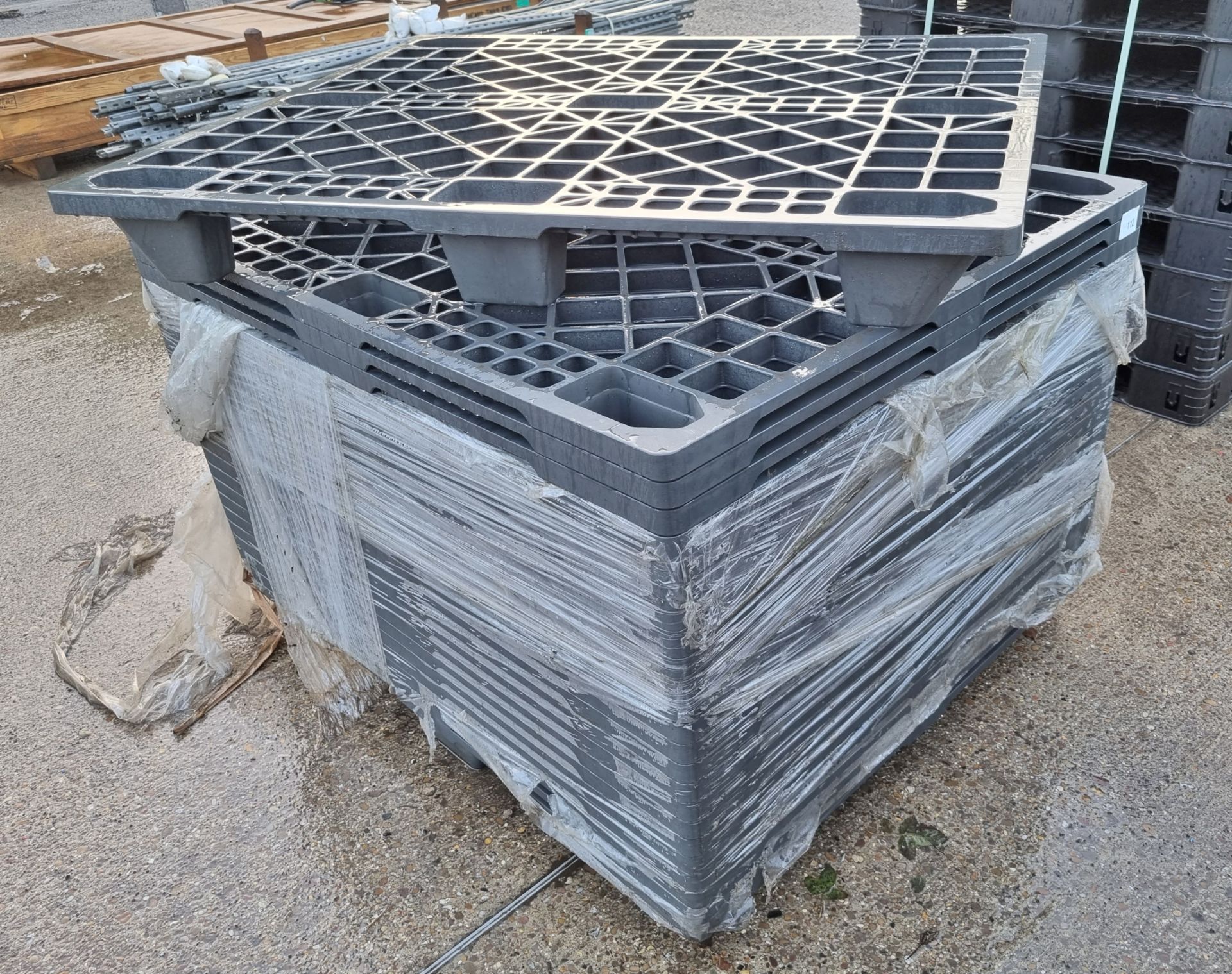 24x plastic pallets - UK standard size: 120x100cm