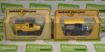 Models of Yesteryear Y-12 - 1912 Ford Model T - Bird's Custard Powder Livery - 1:35 scale model