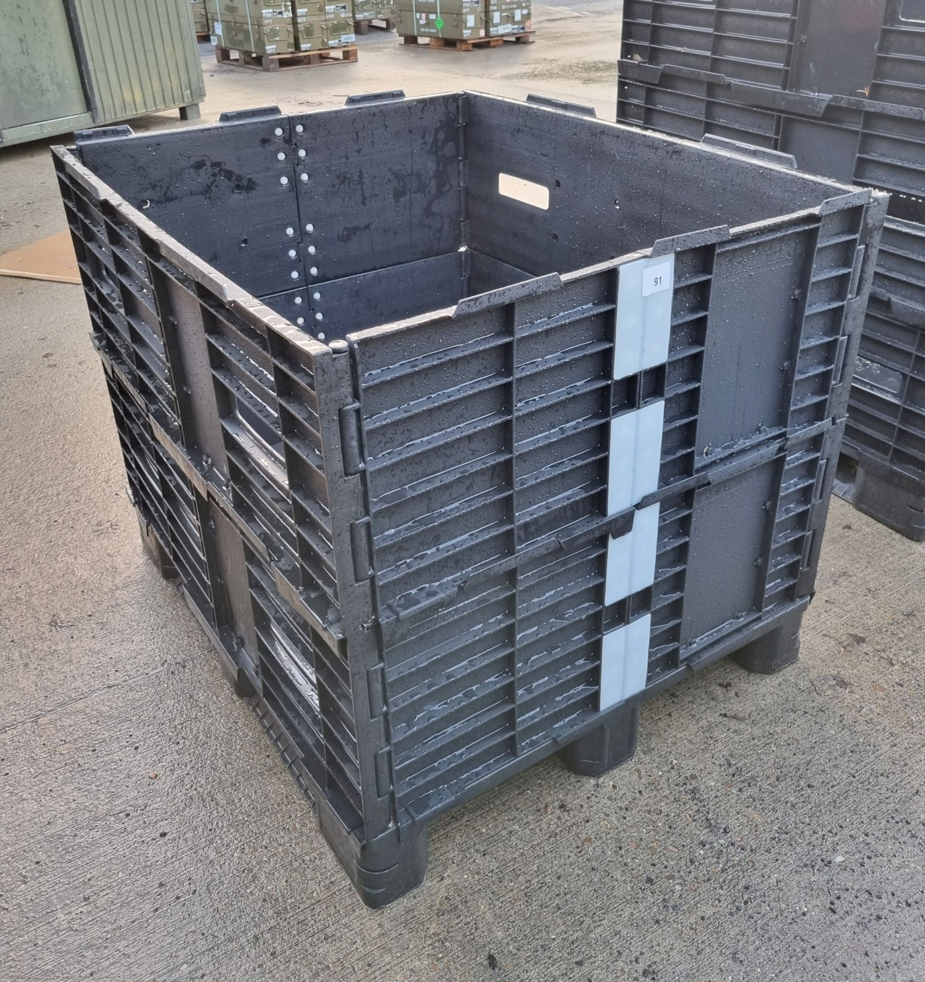 Plastic pallet with plastic collar - UK standard size: 120x100cm - Image 2 of 3