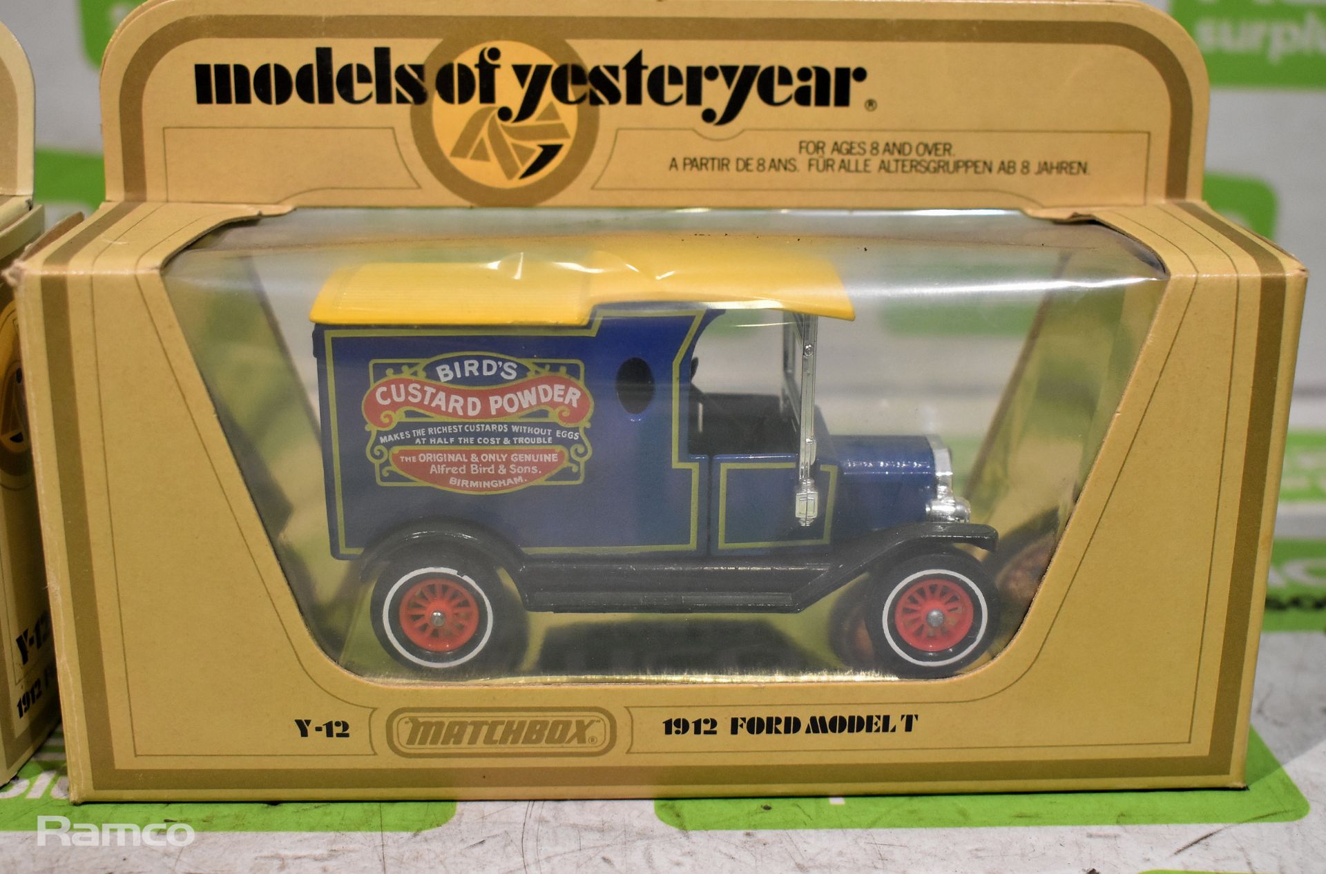 Models of Yesteryear Y-12 - 1912 Ford Model T - Bird's Custard Powder Livery - 1:35 scale model - Image 3 of 5