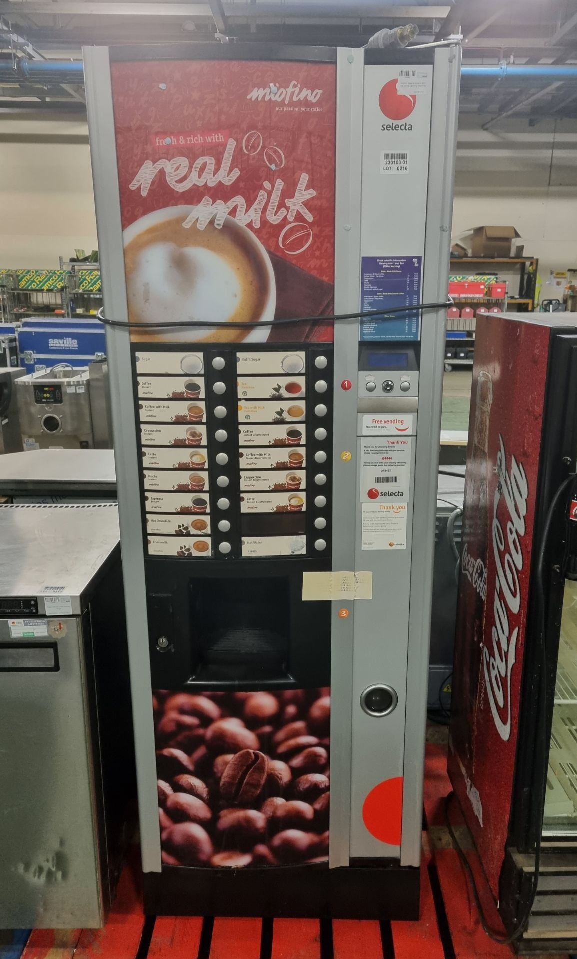 Miofino Selecta Milano B2C hot drinks vending machine - no key