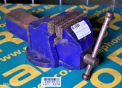 Senator 445-104 bench top vice