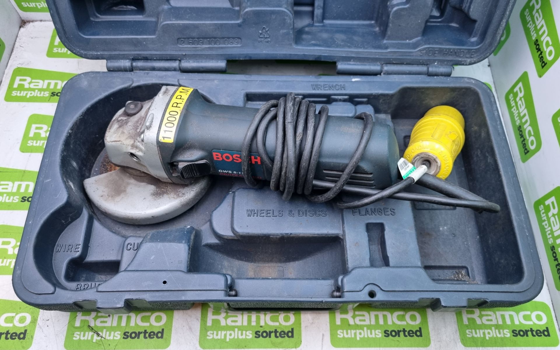 Bosch GWS 8-115C 110V angle grinder in hard plastic carry case - Image 2 of 4