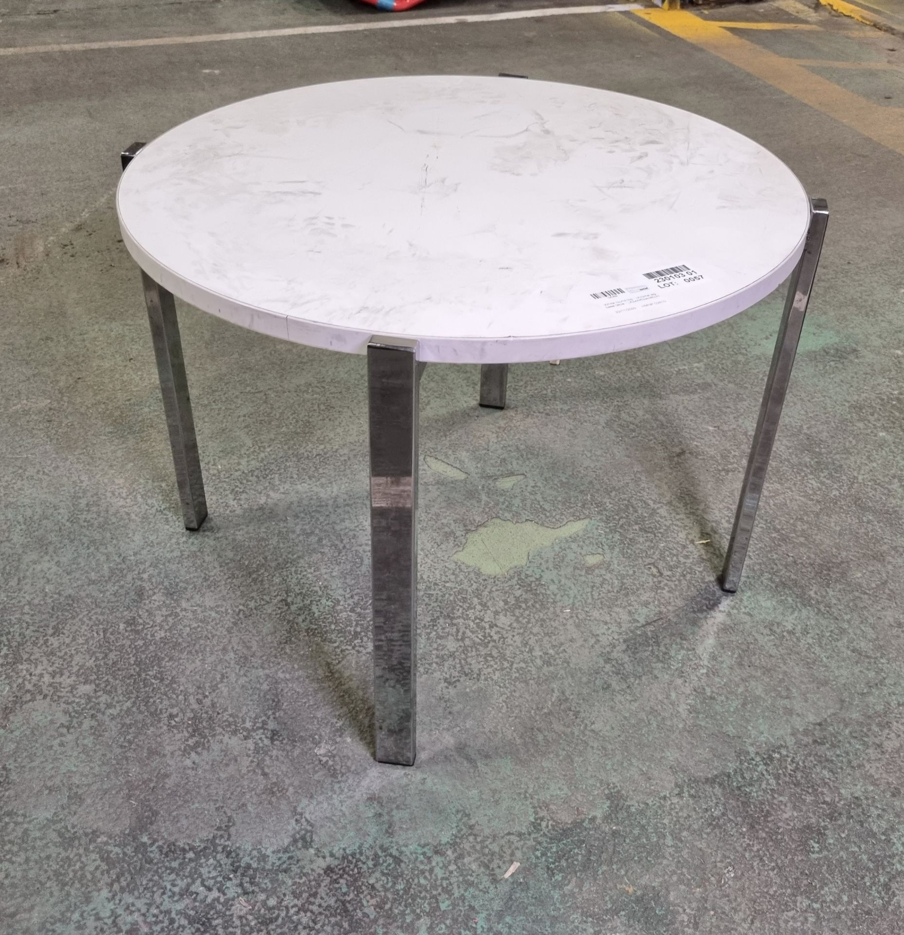 White round top - chrome leg base table - 62cm dia x H45cm
