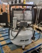 Jun air OF302 Air compressor, 230V 50/60Hz - L50 x W50 x H60cm