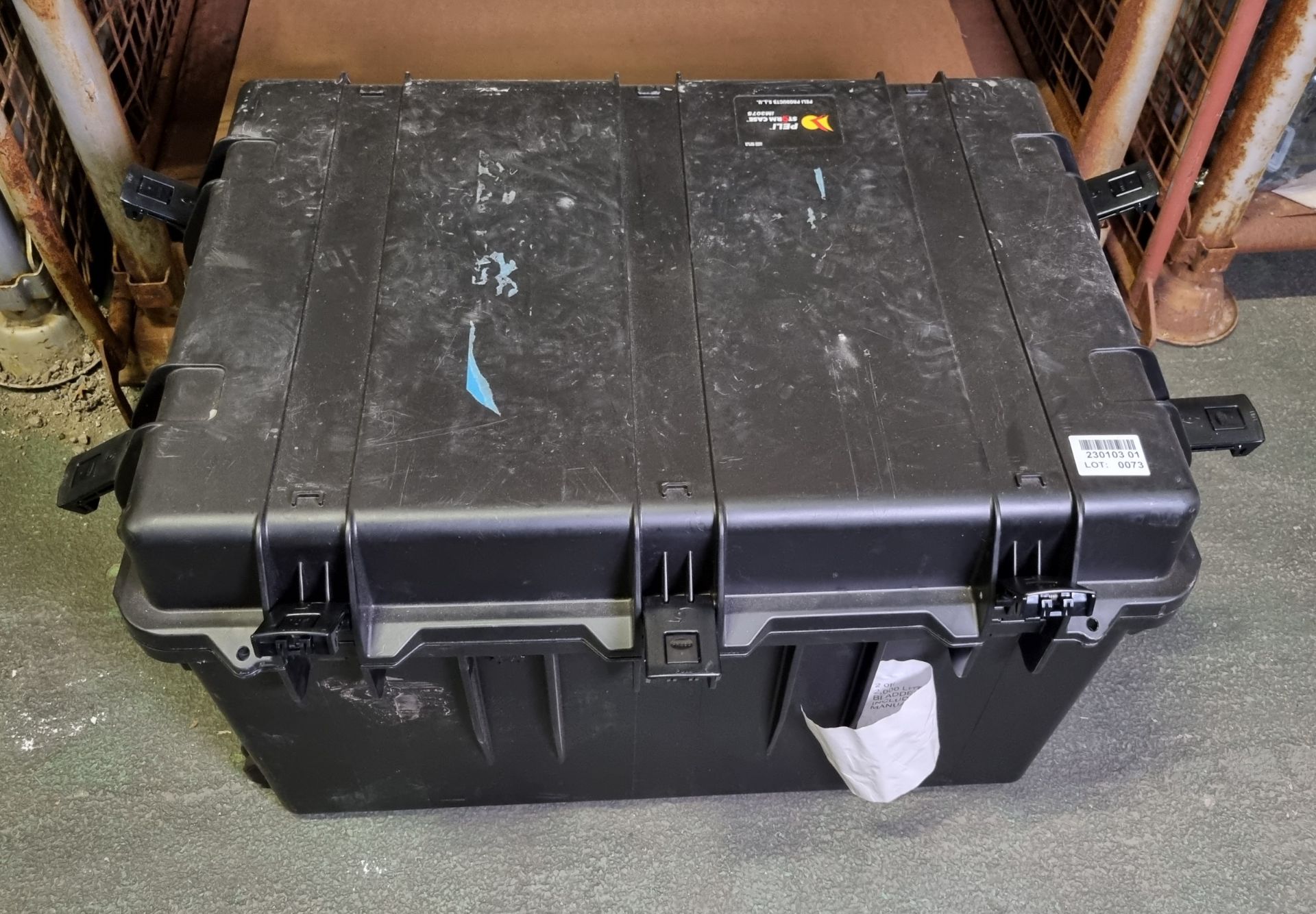 2000L Water Bladder ICD in Peli im3075 Storm case - Image 2 of 5