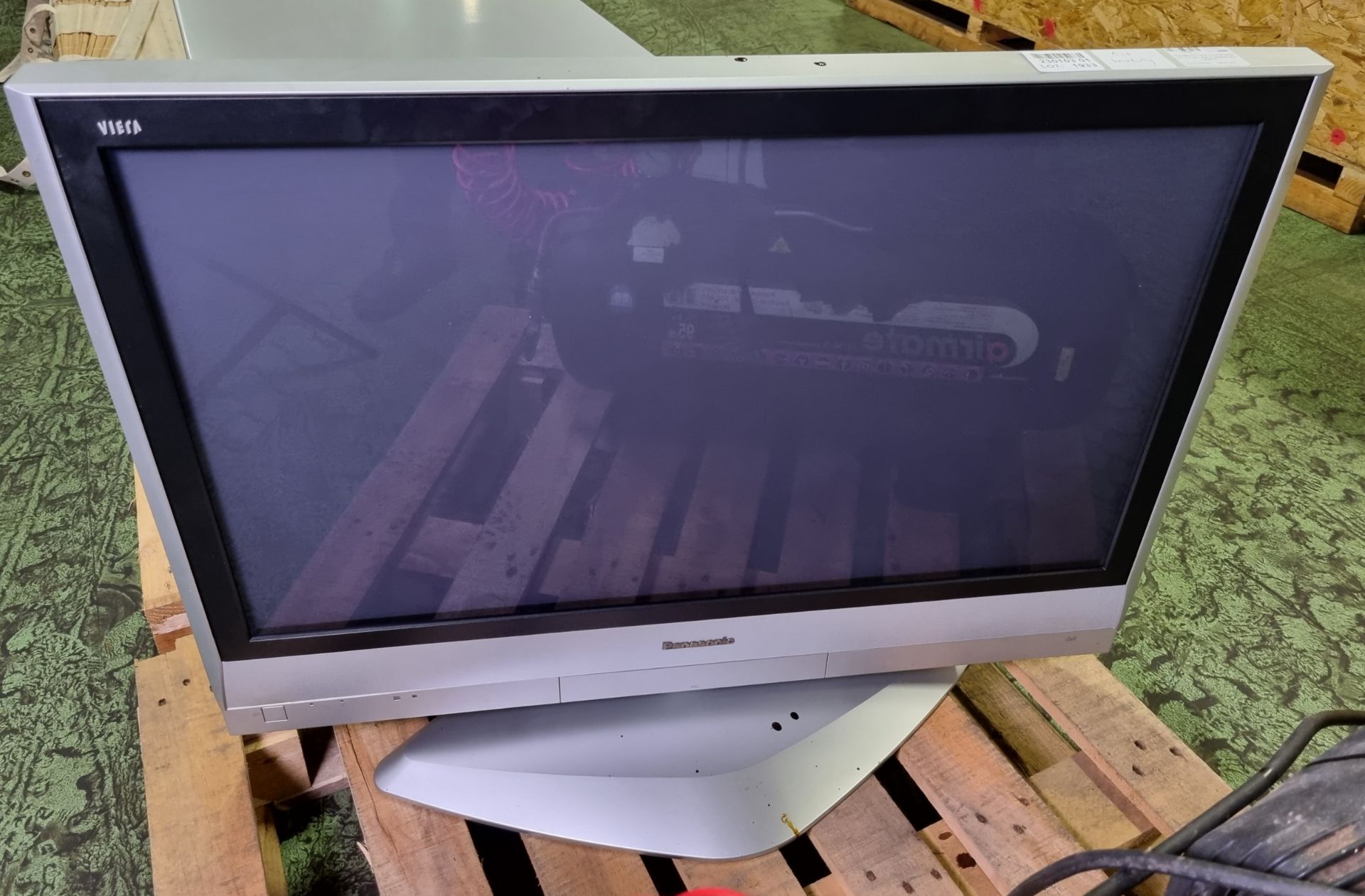 Panasonic Viera TH-37PX60B 37" TV with stand (spares and repairs)
