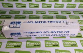 Jessop Atlantic 325 extendable tripod