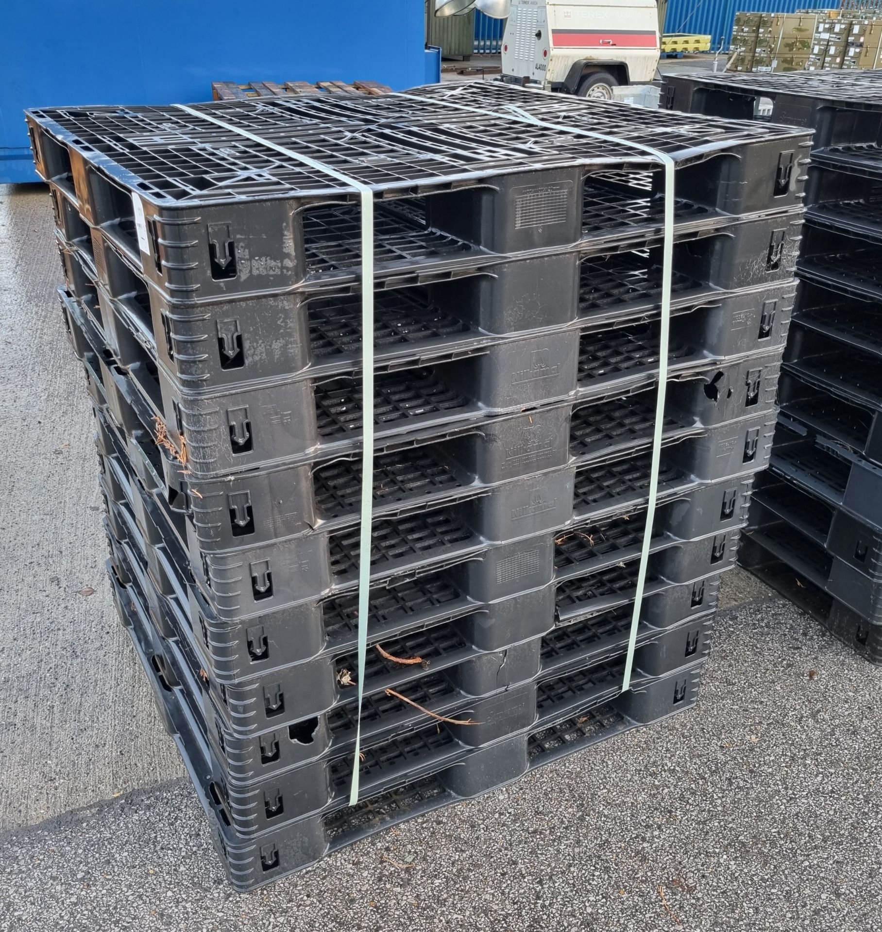 10x Plastic Pallets - L109 x D109 x H12cm - Image 2 of 5