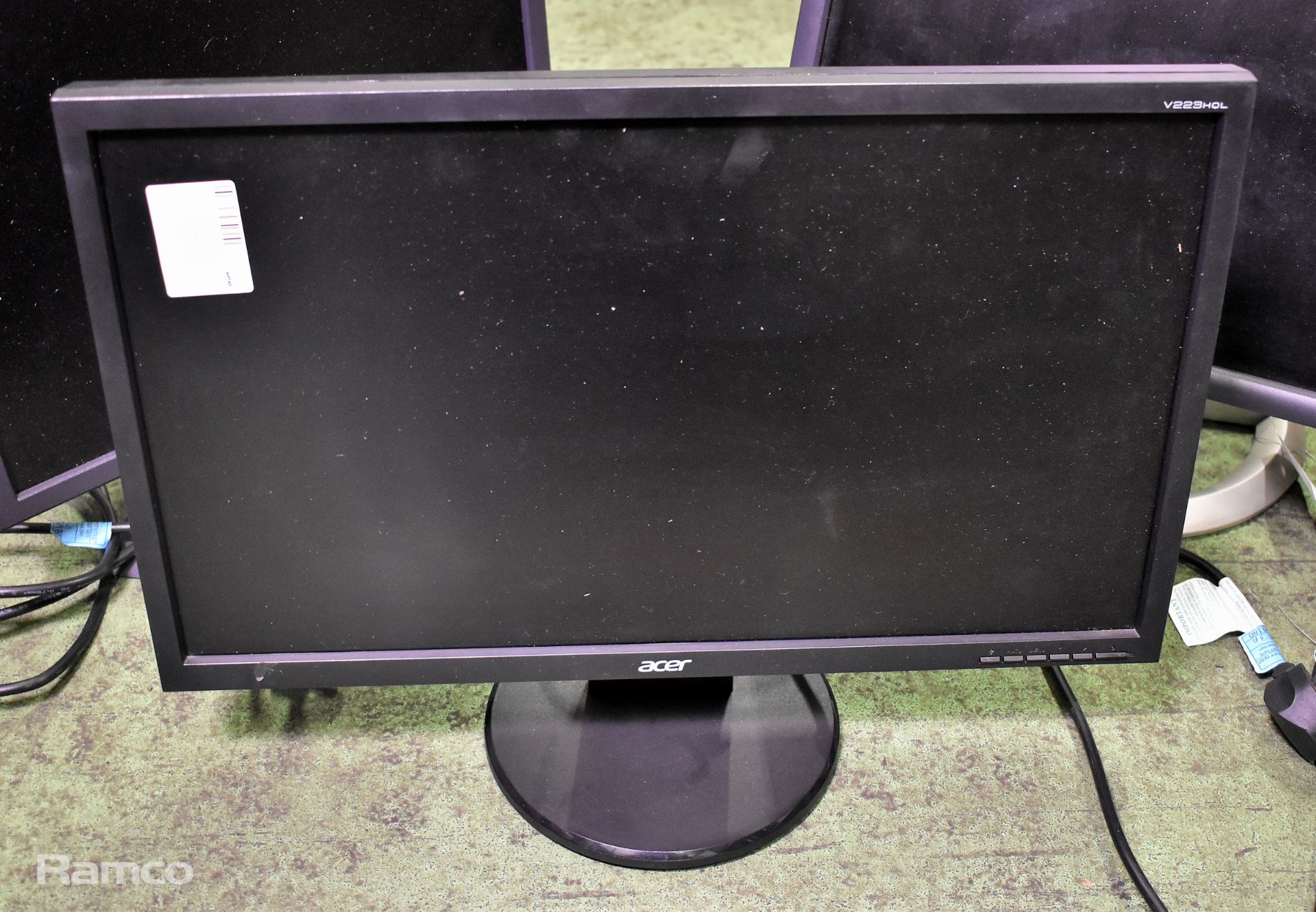 Acer V223HQL 22 inch LCD monitor, 2x Dell E196FPF 19 inch LCD monitors, Dell 1905FP USB keyboard - Image 3 of 7