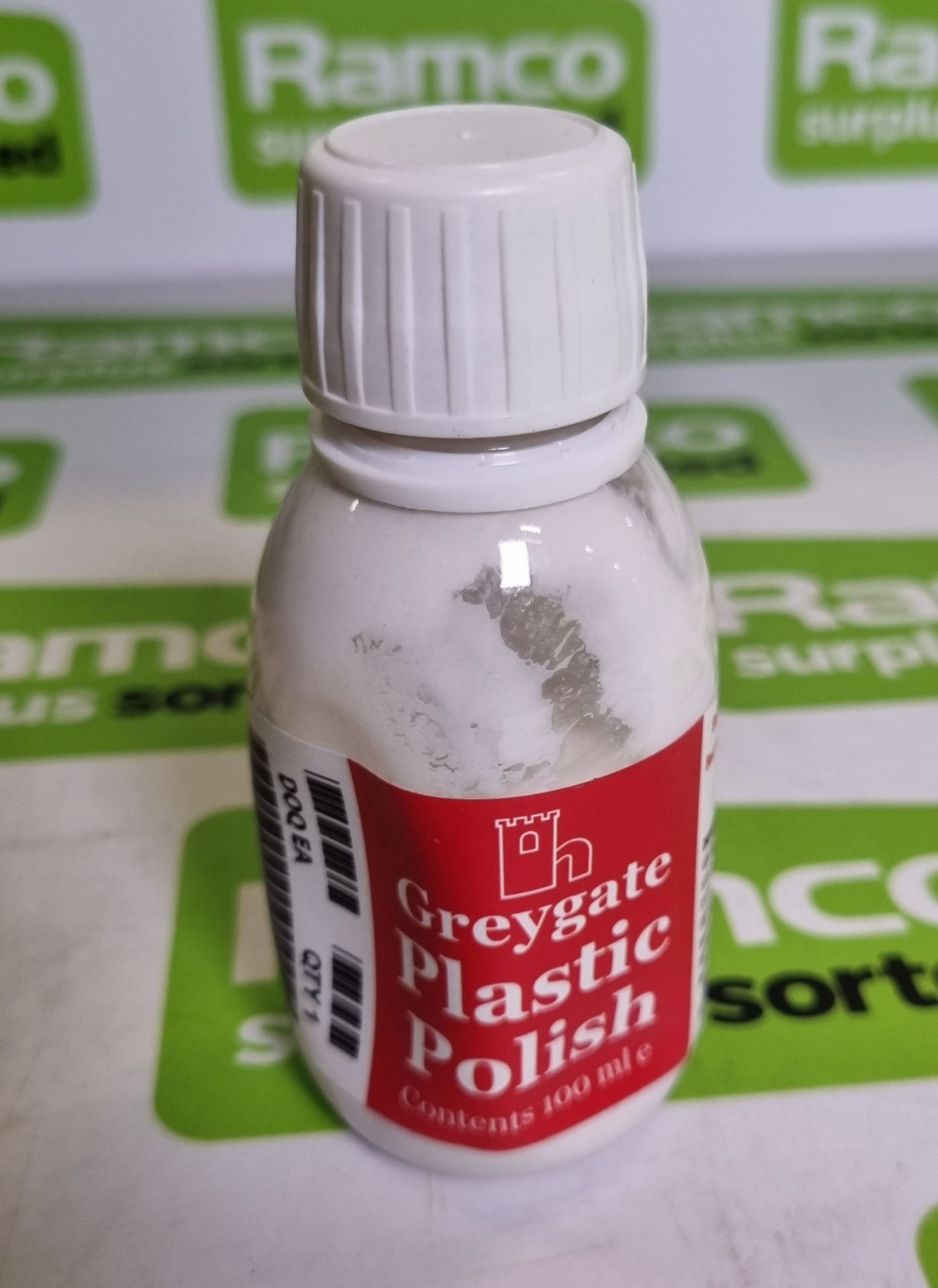 Greygate plastic polish, pack of 9 - Image 2 of 2