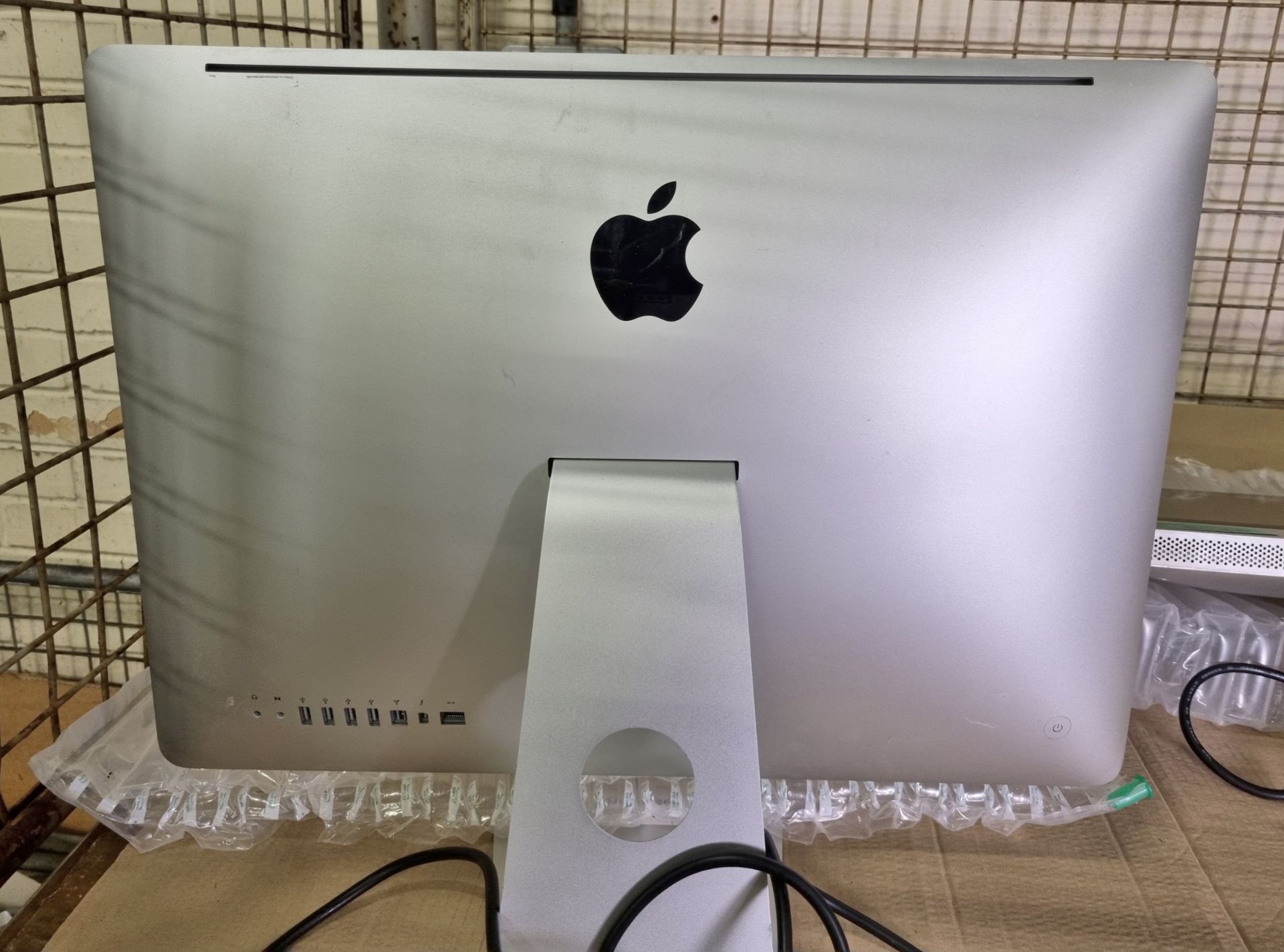 Apple iMac 21.5” OS X High Sierra Intel Core i5 Quad Core 4GB Memory 500GB HD, WiFi, Bluetooth - Image 4 of 4