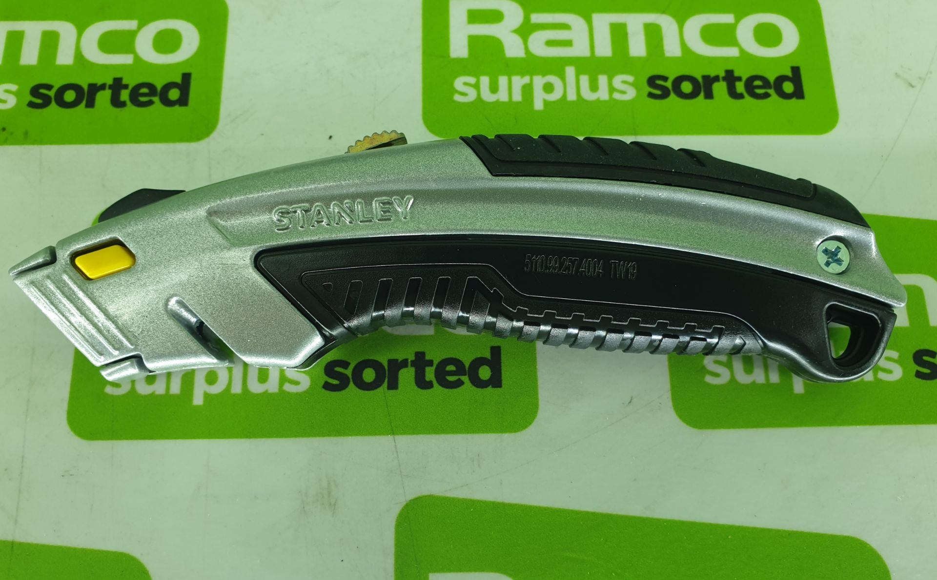 15x Stanley Instant Change Trimming Knives