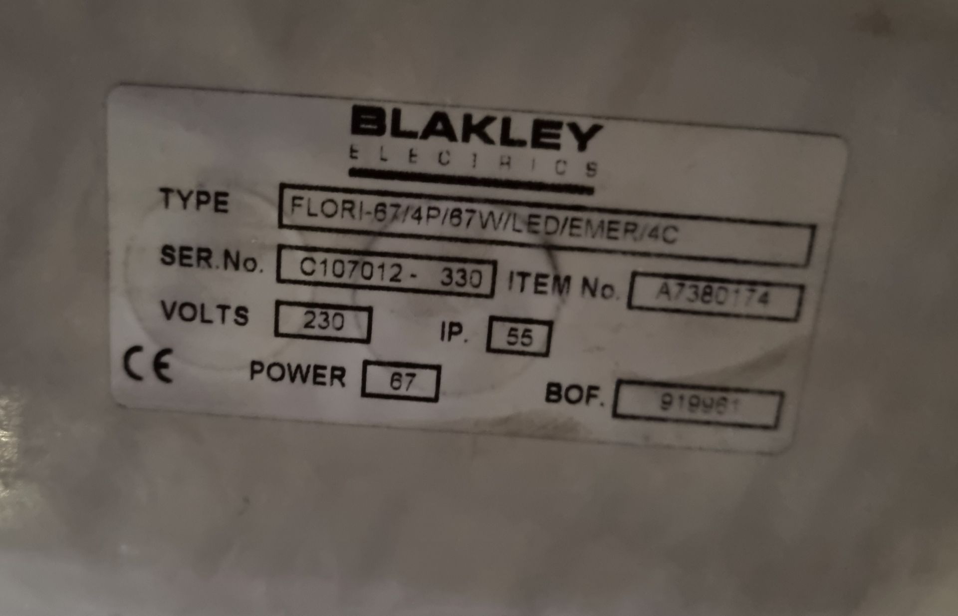 8x Blakley Light assemblies - 2x green cable FLORI-67/4P/67w/LED/EMER/4C, 6x Black cable FLORI-67/4P - Image 5 of 5